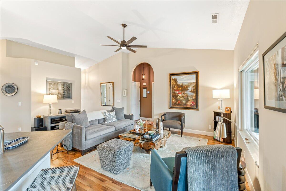 PADRE LAKES TOWNHOMES - Residential