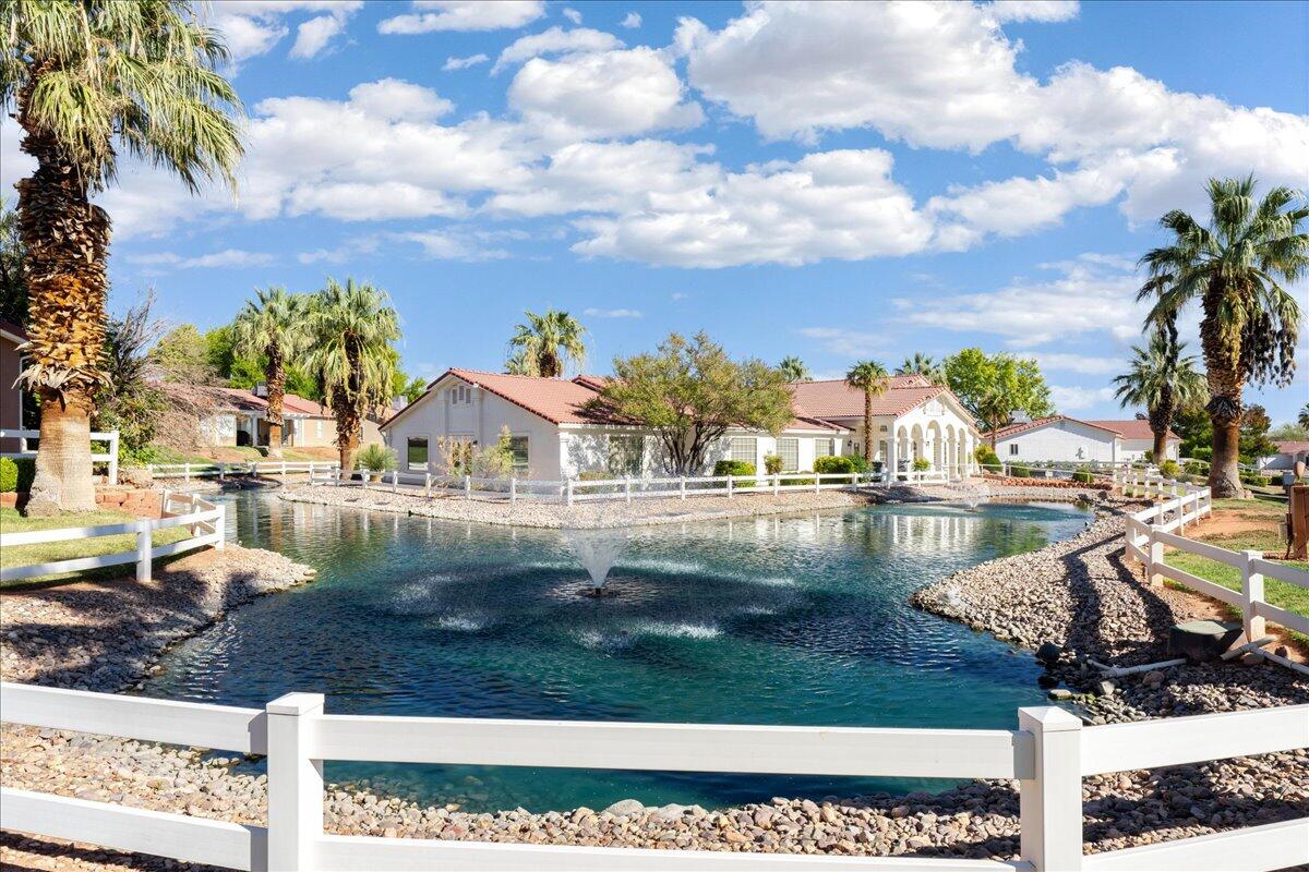 PADRE LAKES TOWNHOMES - Residential