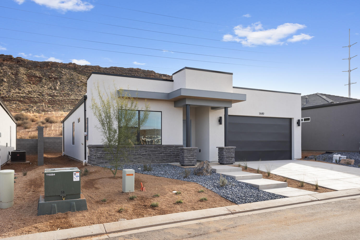 STANDING ROCK EAST AT LONG VALLEY - Residential