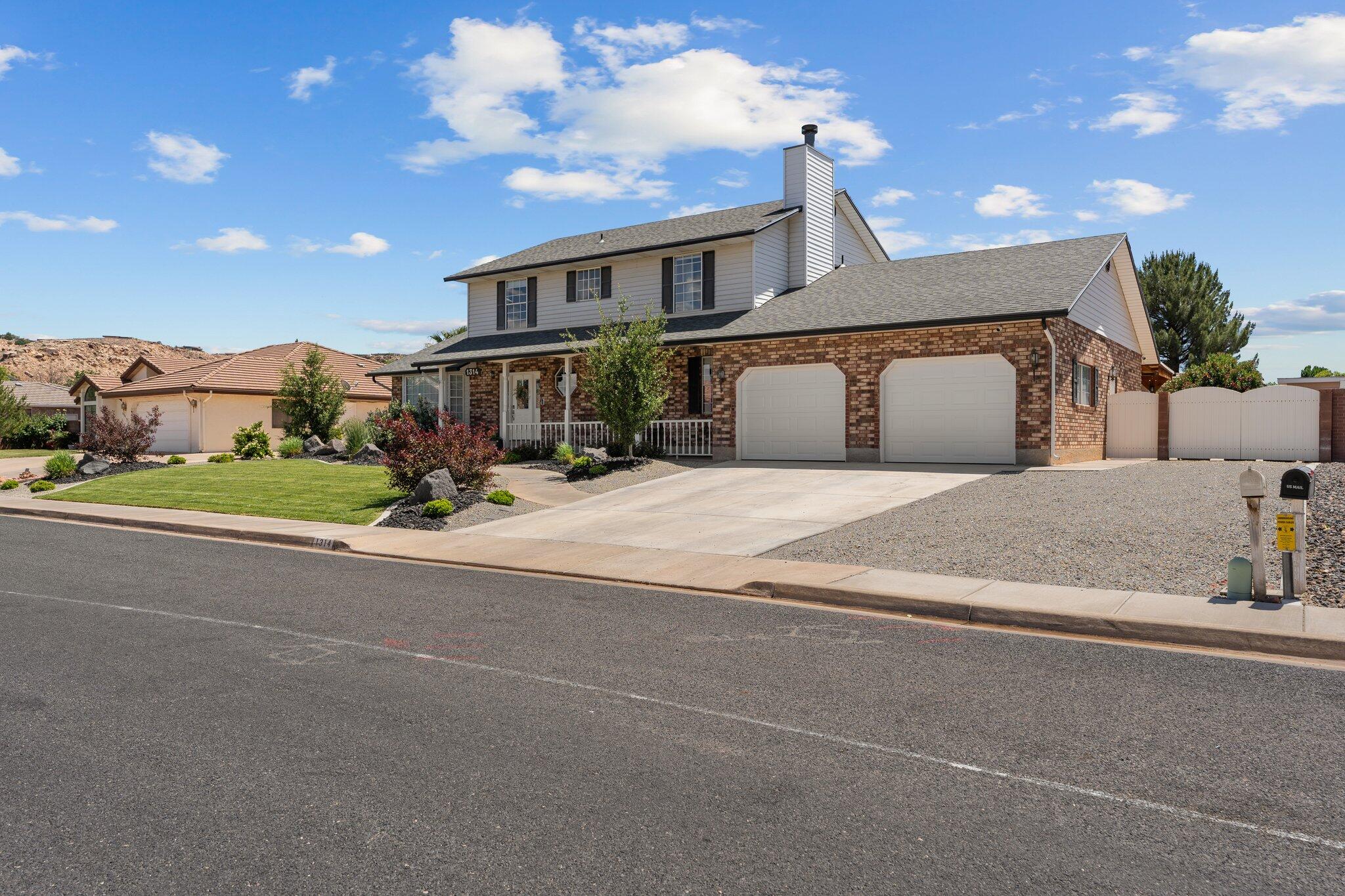 ST JAMES PLACE - Residential