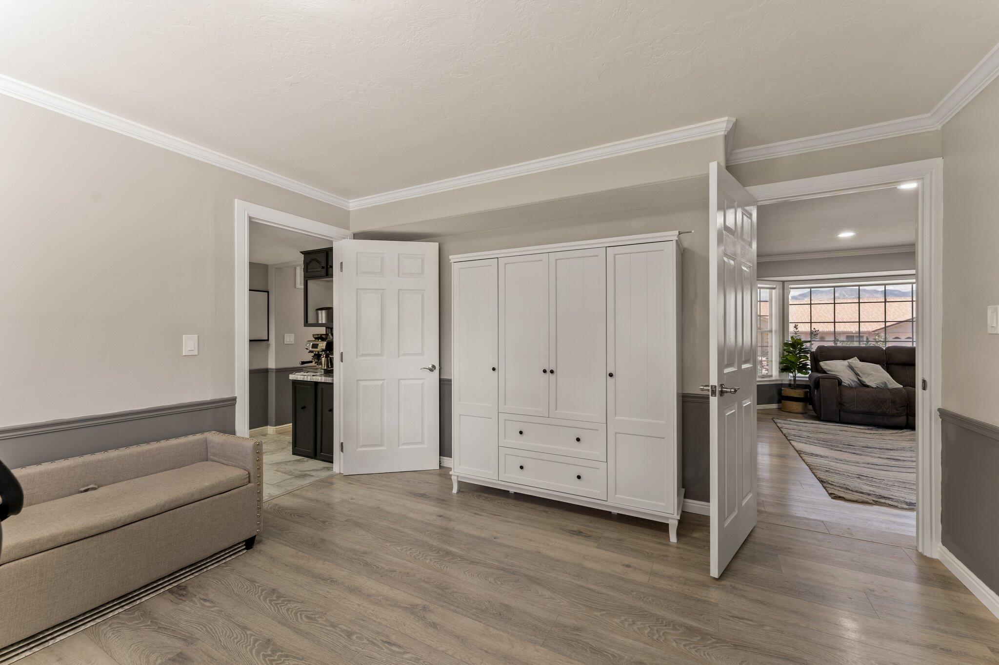 ST JAMES PLACE - Residential