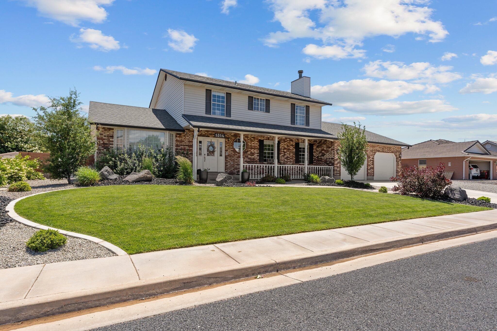 ST JAMES PLACE - Residential