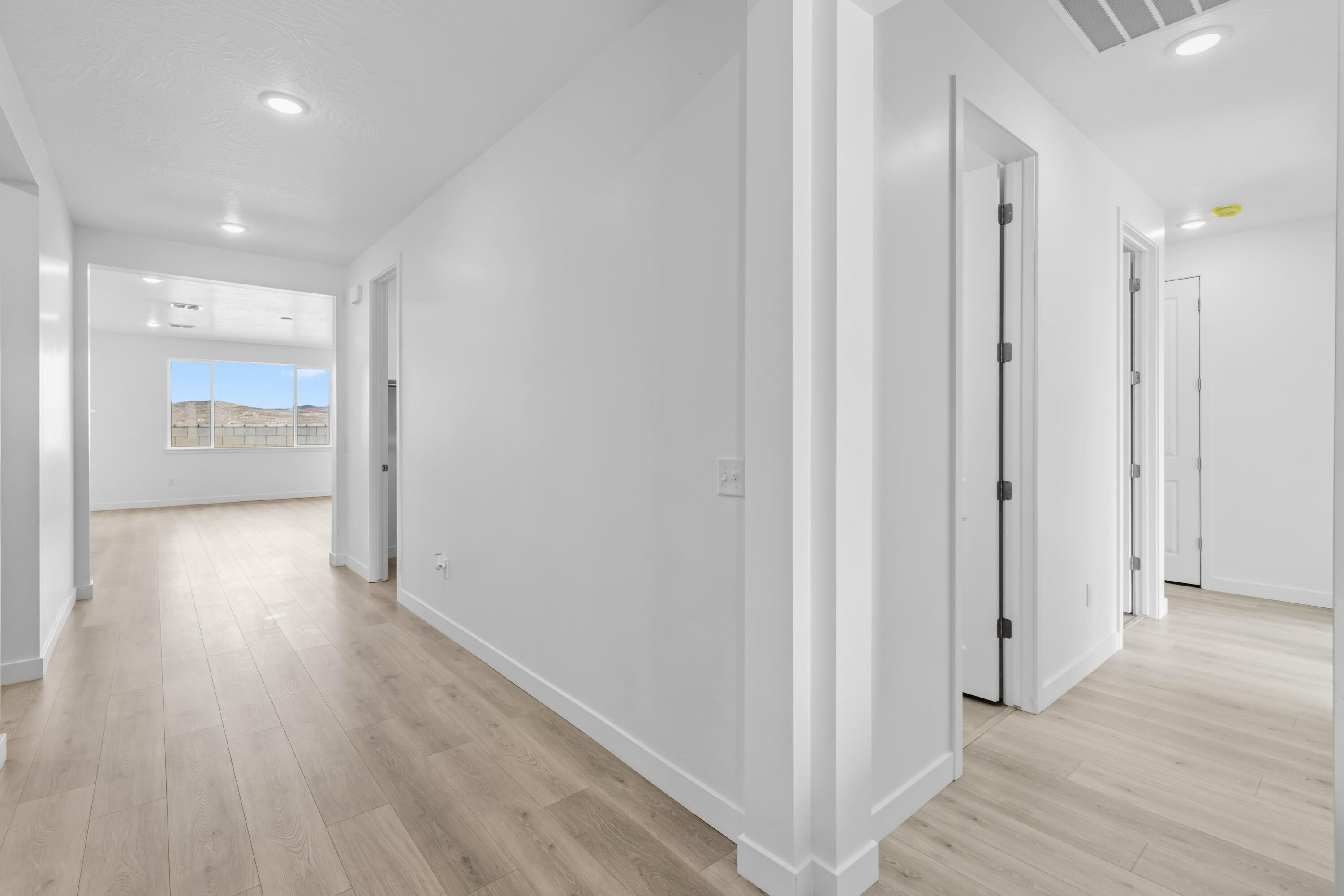 RED SLATE ESTATES - Residential