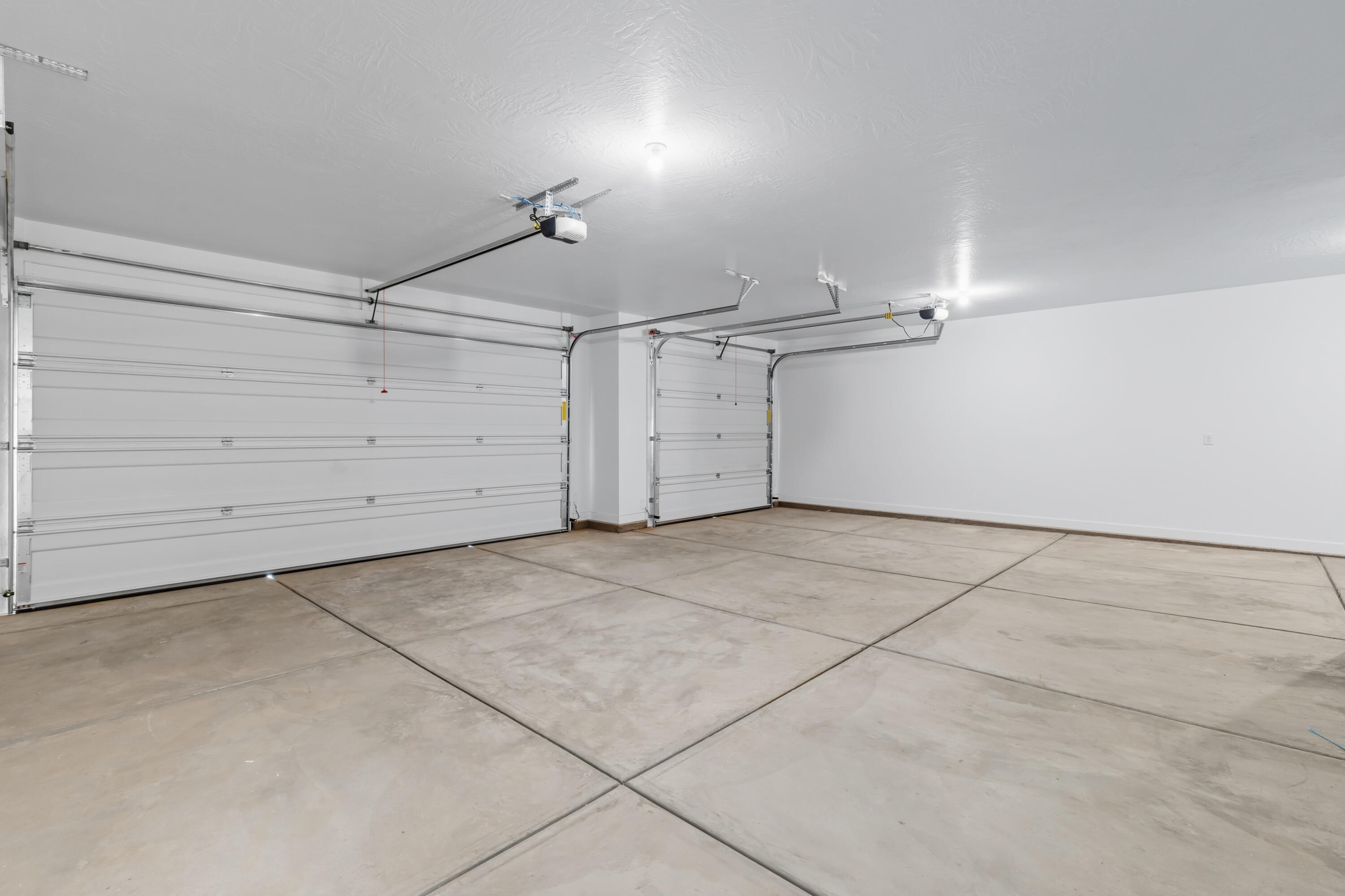 RED SLATE ESTATES - Residential