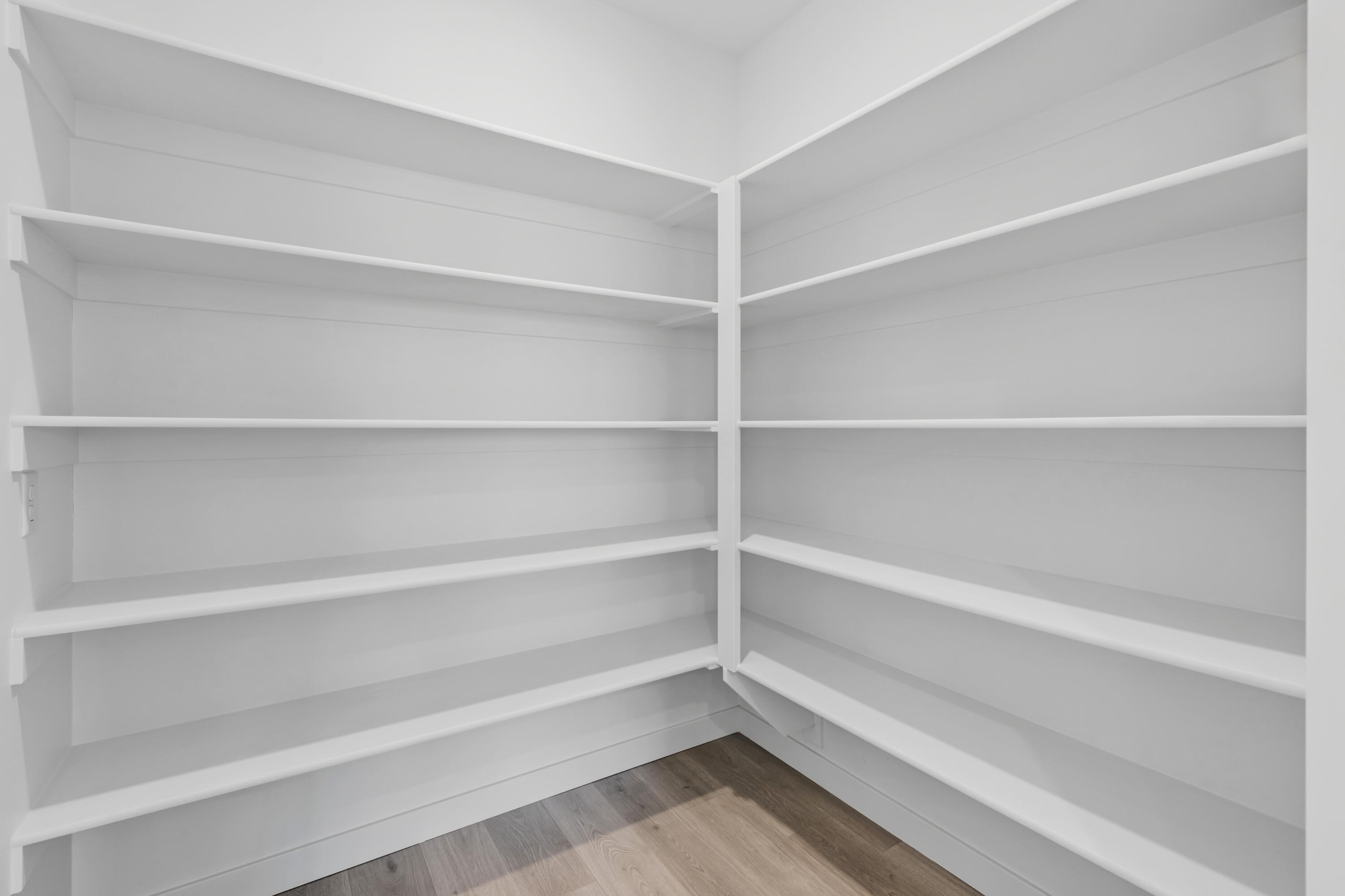 RED SLATE ESTATES - Residential