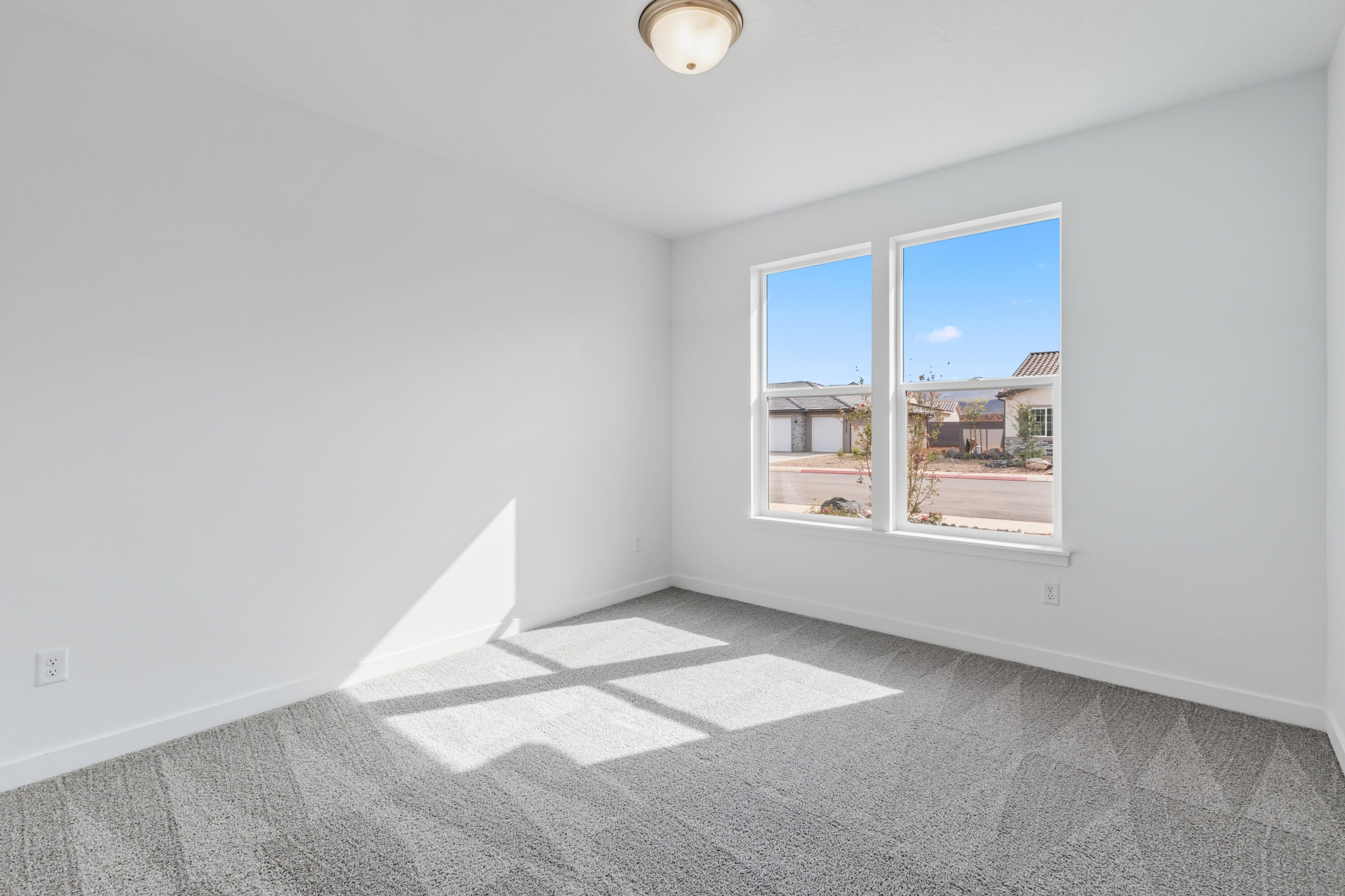 RED SLATE ESTATES - Residential