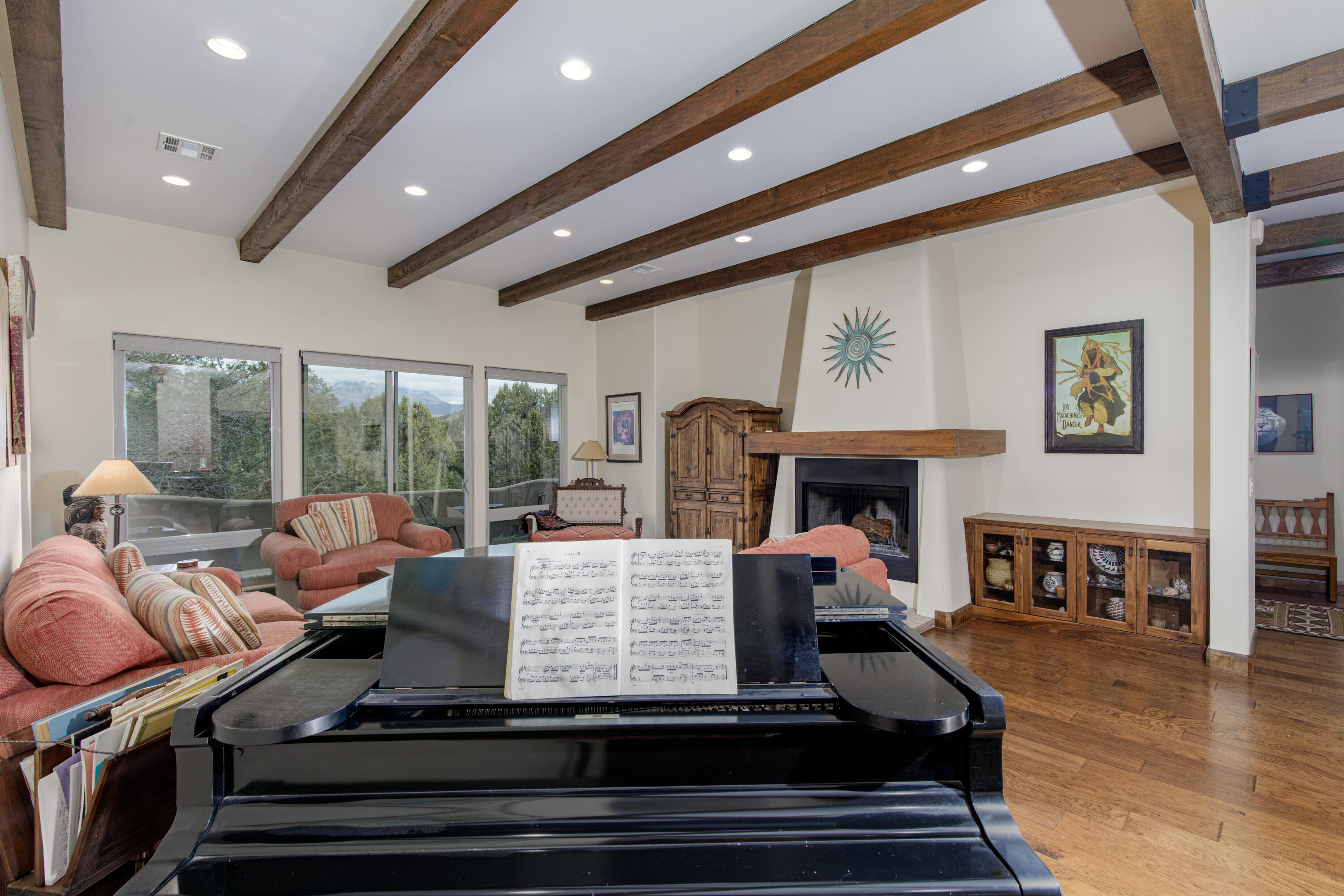 PINION HILLS - Residential