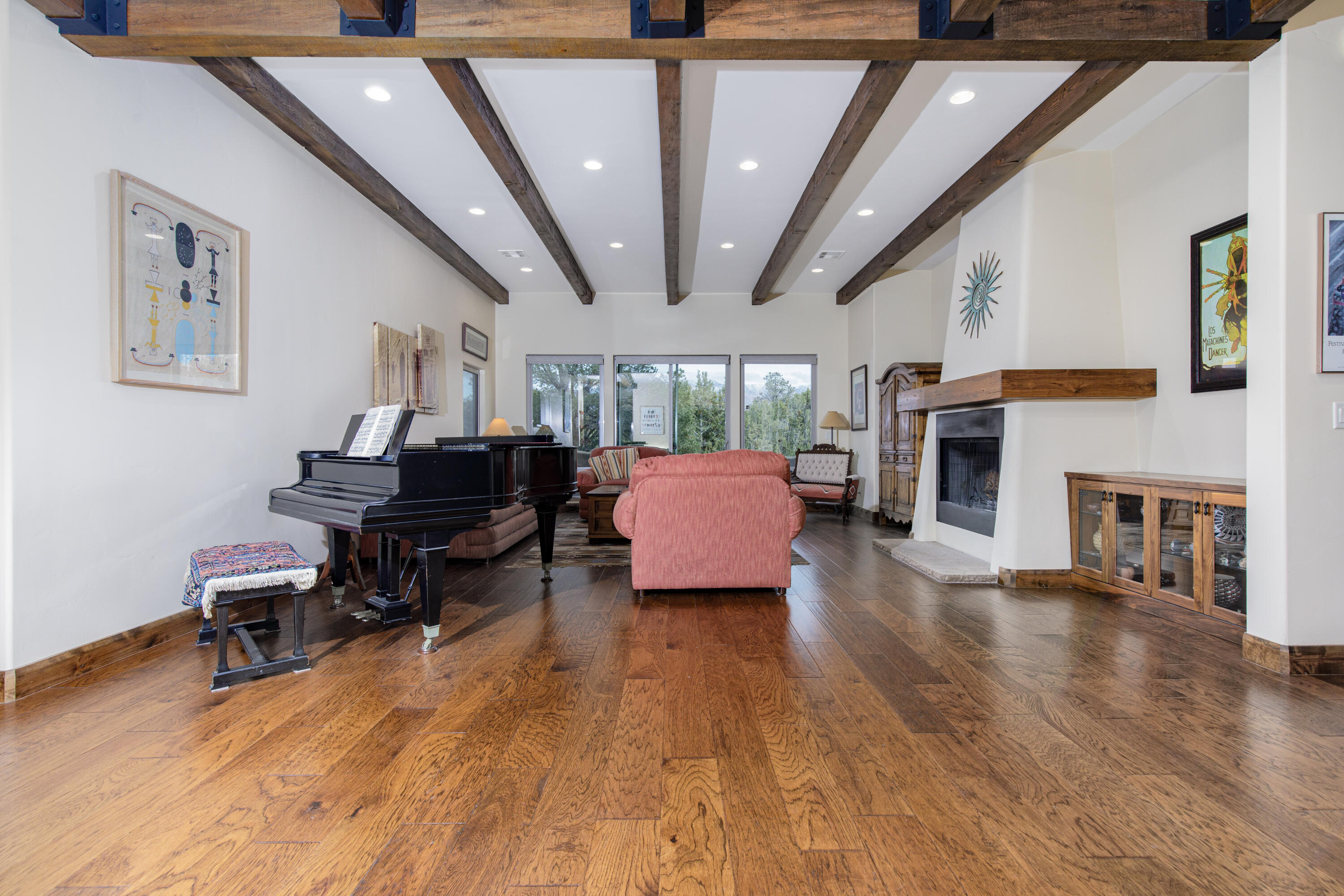 PINION HILLS - Residential