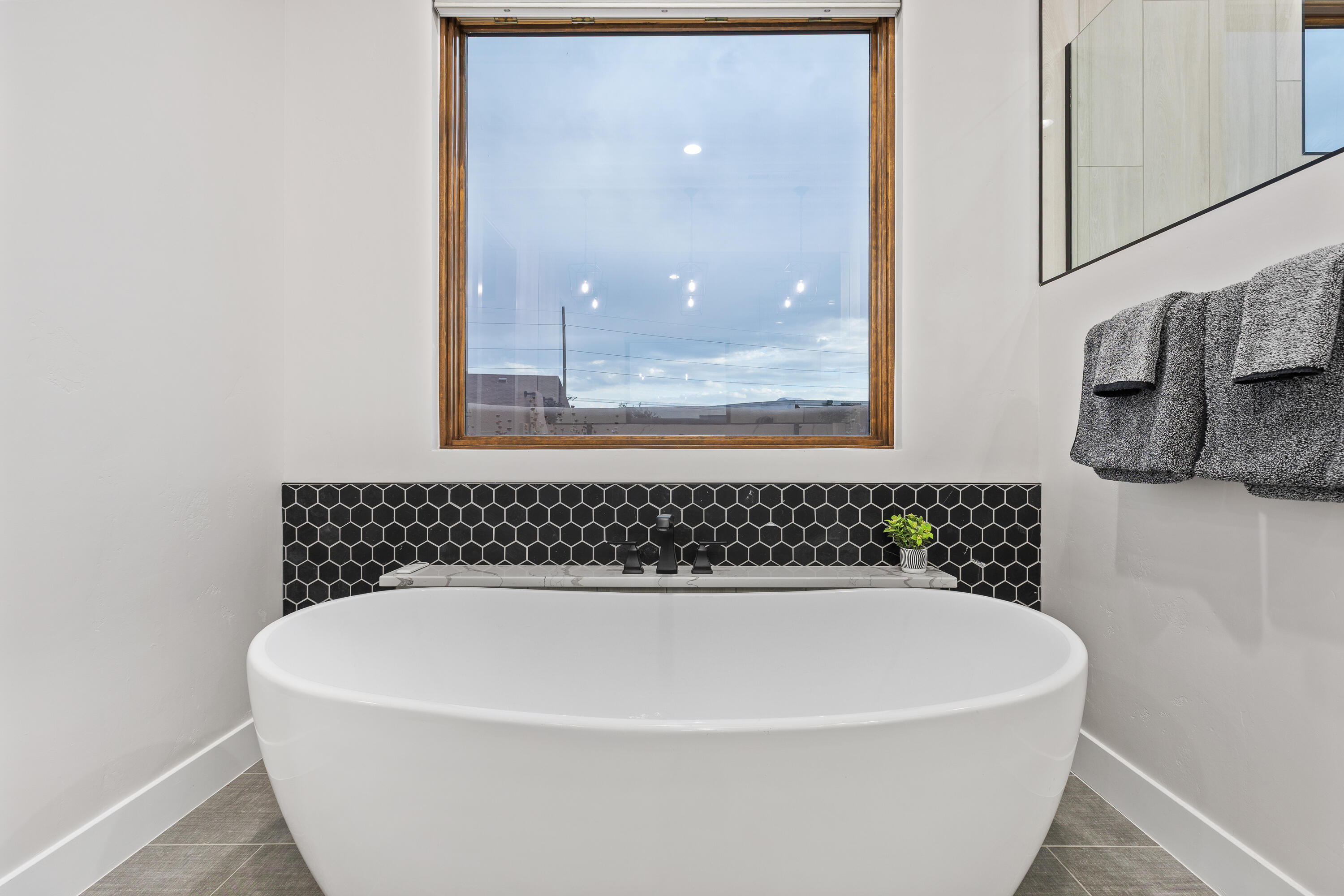 TUWEAP POINT - Residential