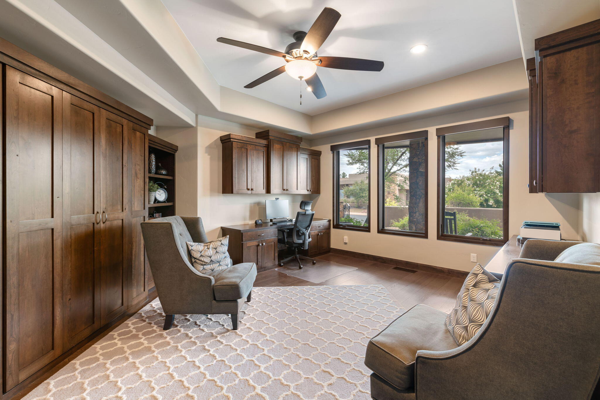 LEDGES OF ST GEORGE - Residential