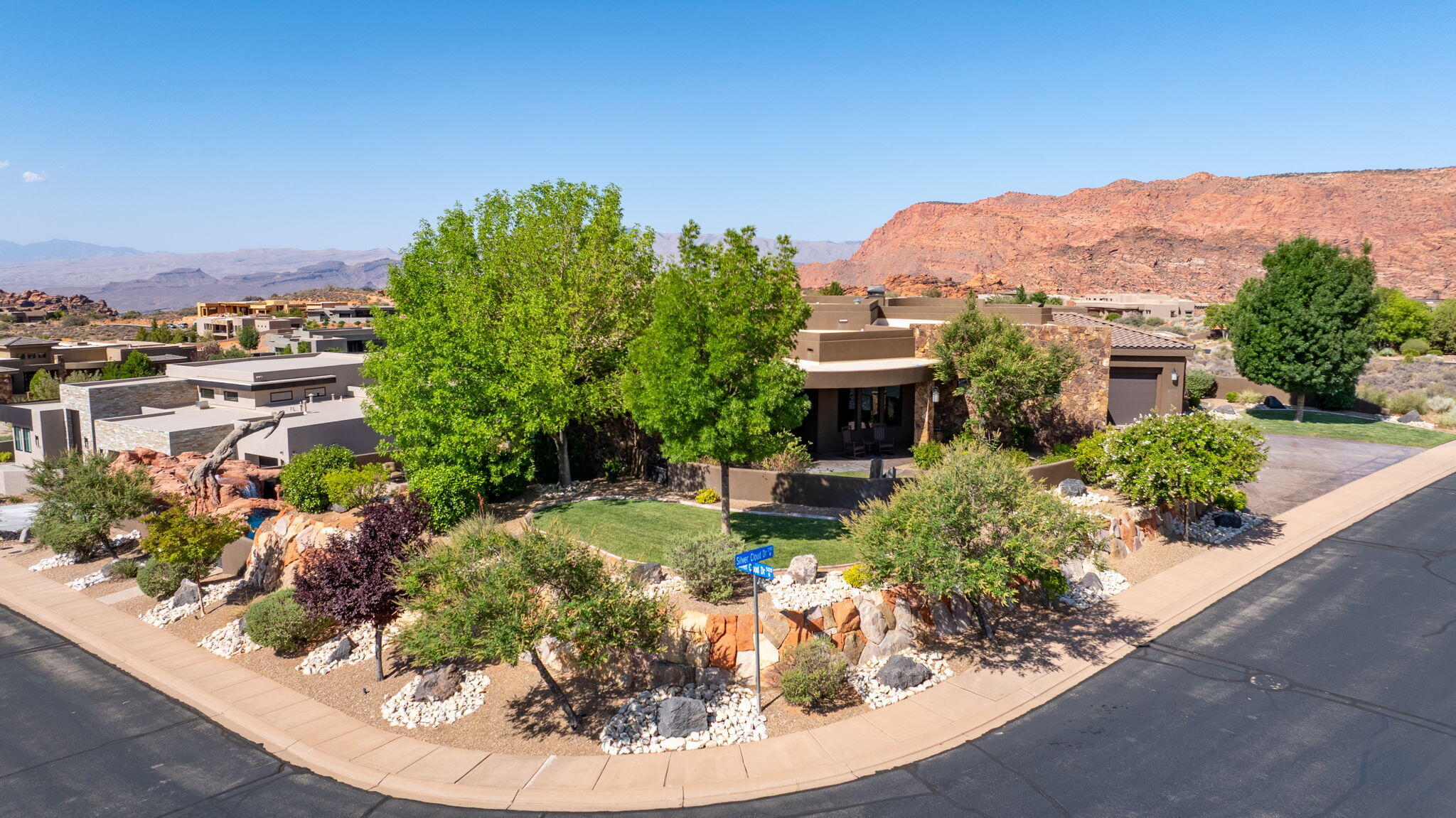 LEDGES OF ST GEORGE - Residential