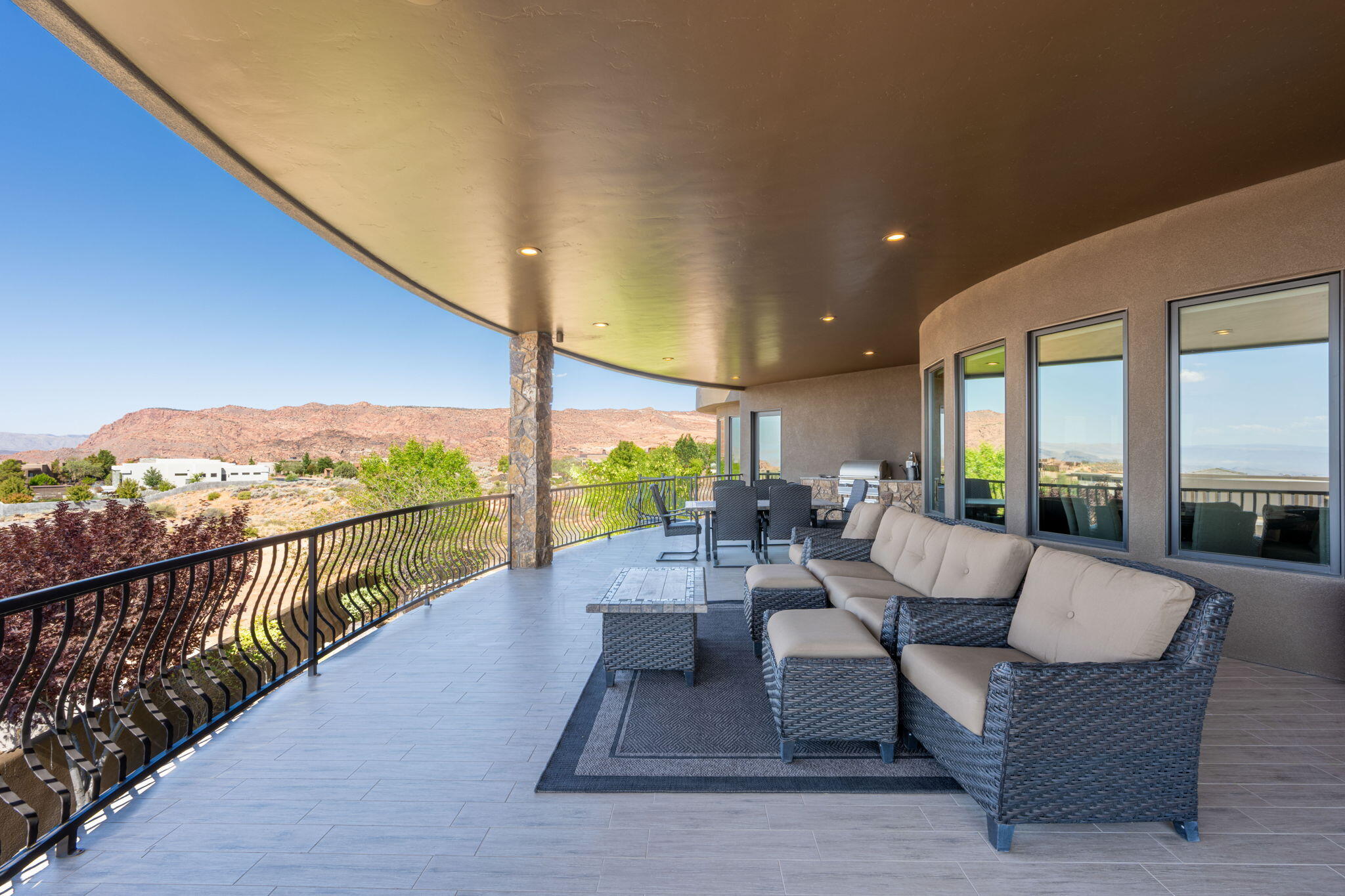 LEDGES OF ST GEORGE - Residential