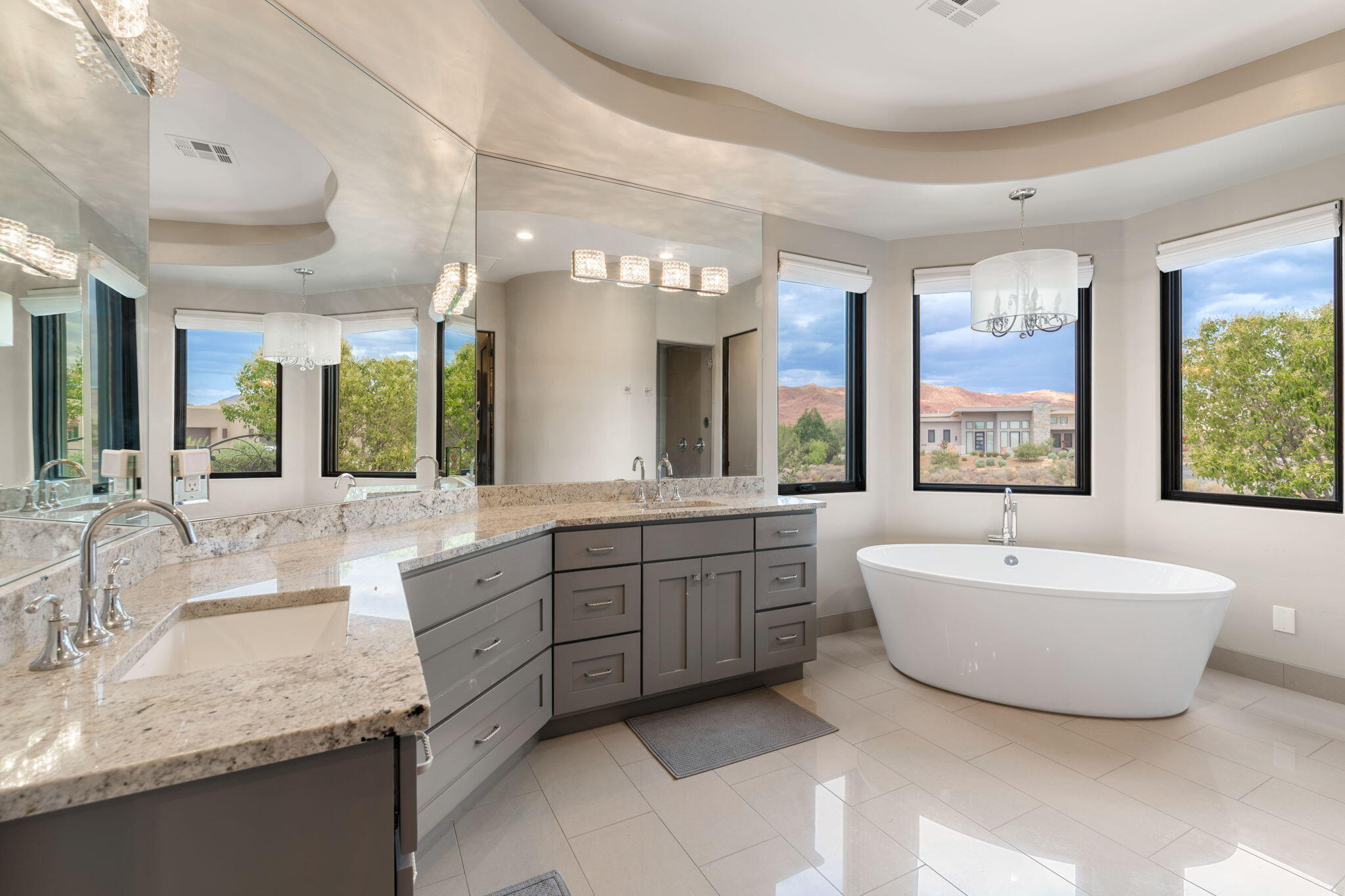 LEDGES OF ST GEORGE - Residential