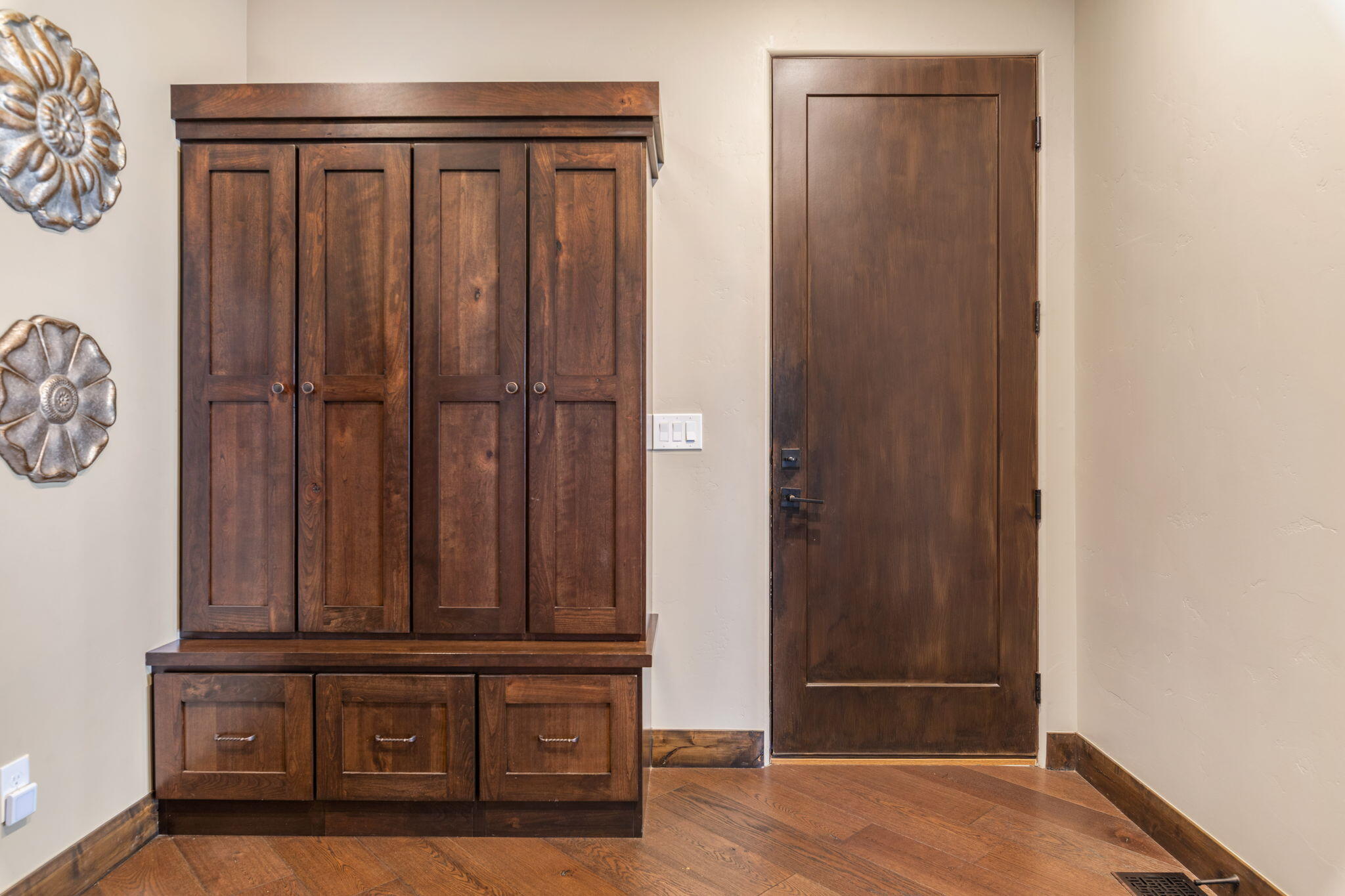 LEDGES OF ST GEORGE - Residential