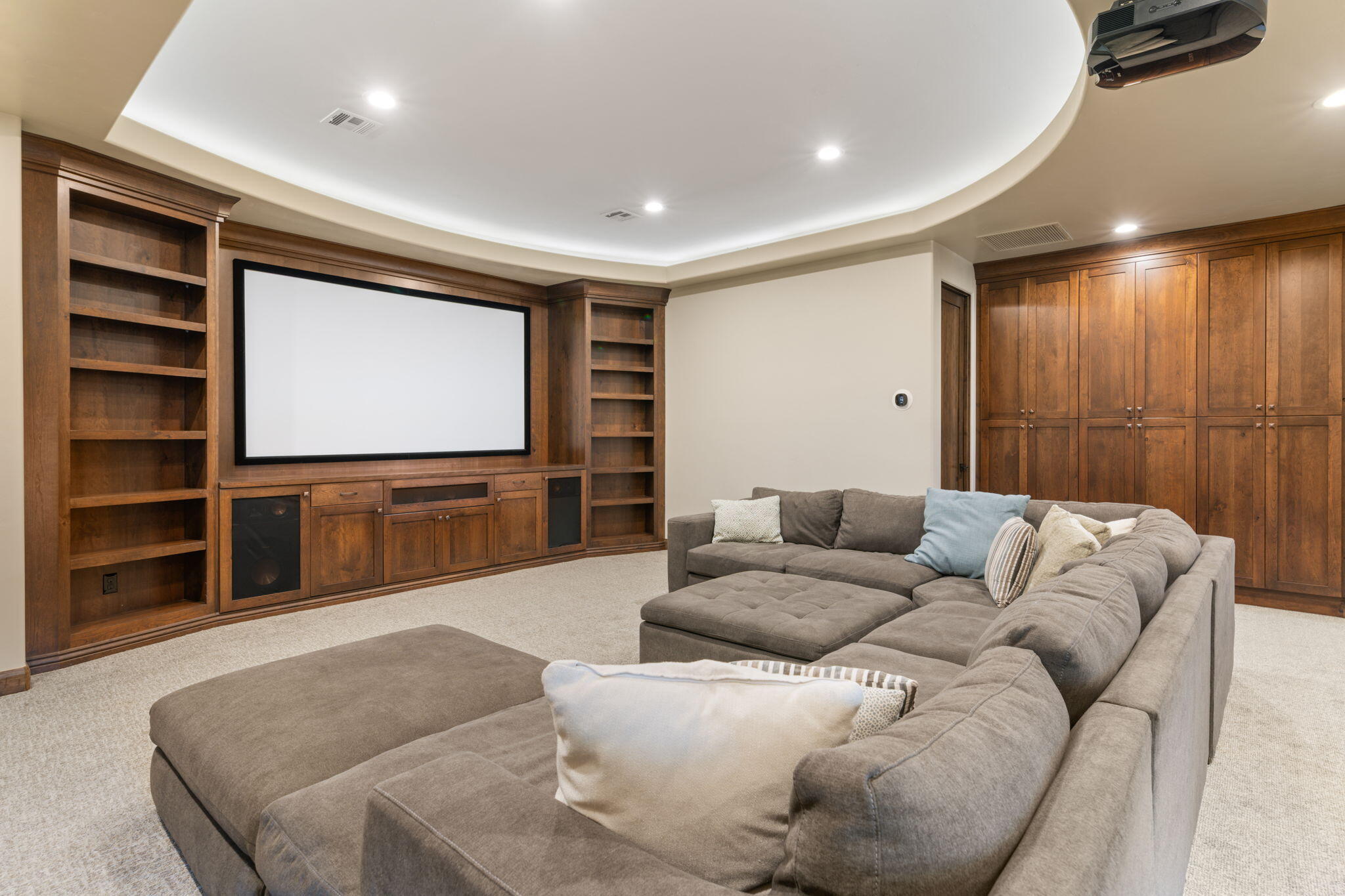 LEDGES OF ST GEORGE - Residential