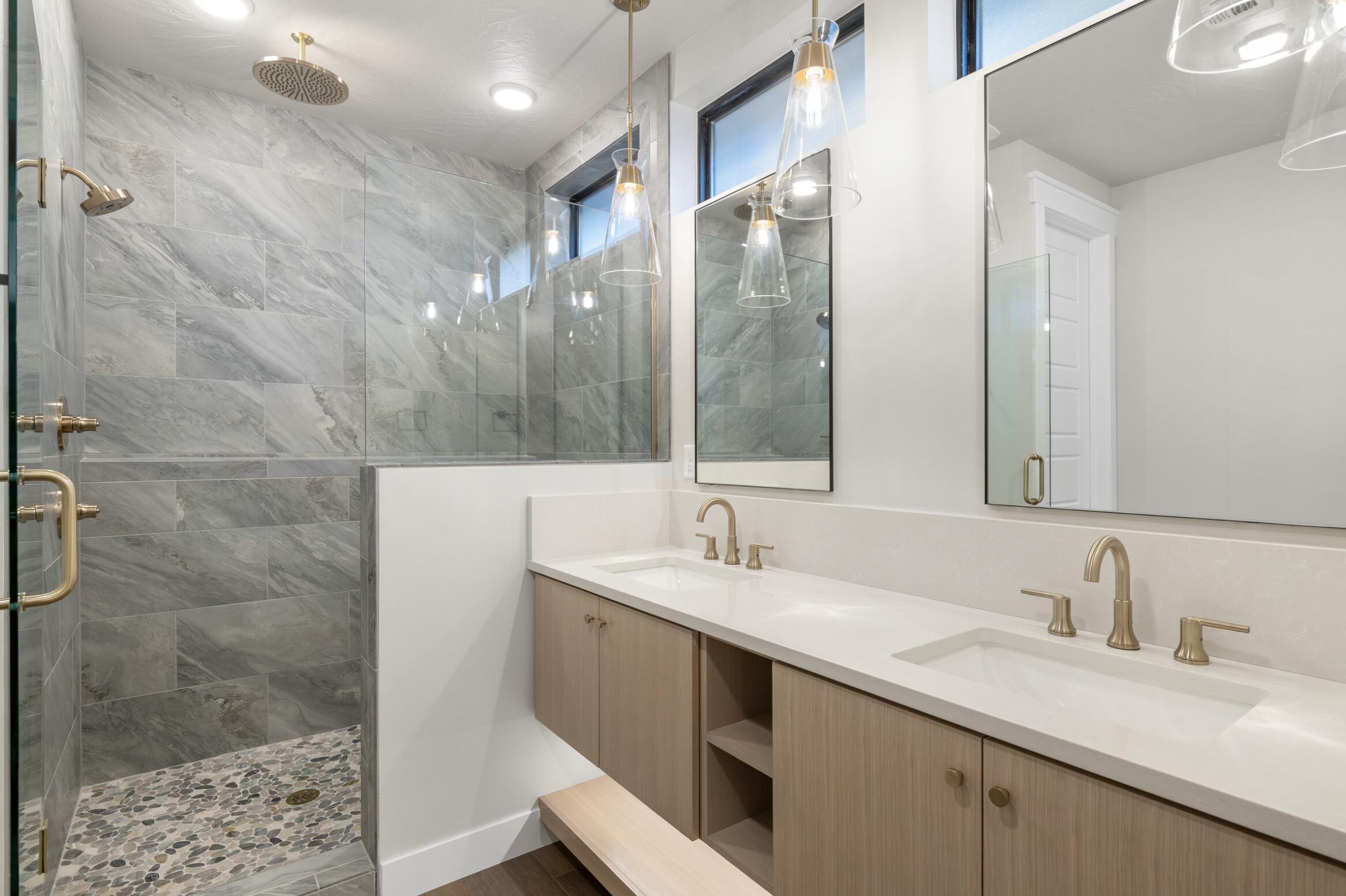 DESERT COLOR RESORT - Residential