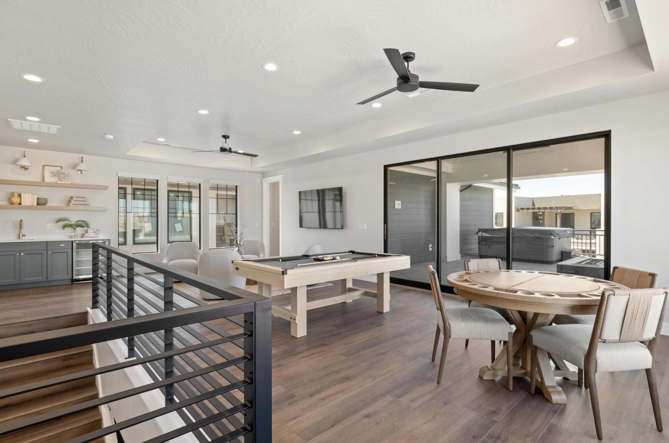 DESERT COLOR RESORT - Residential