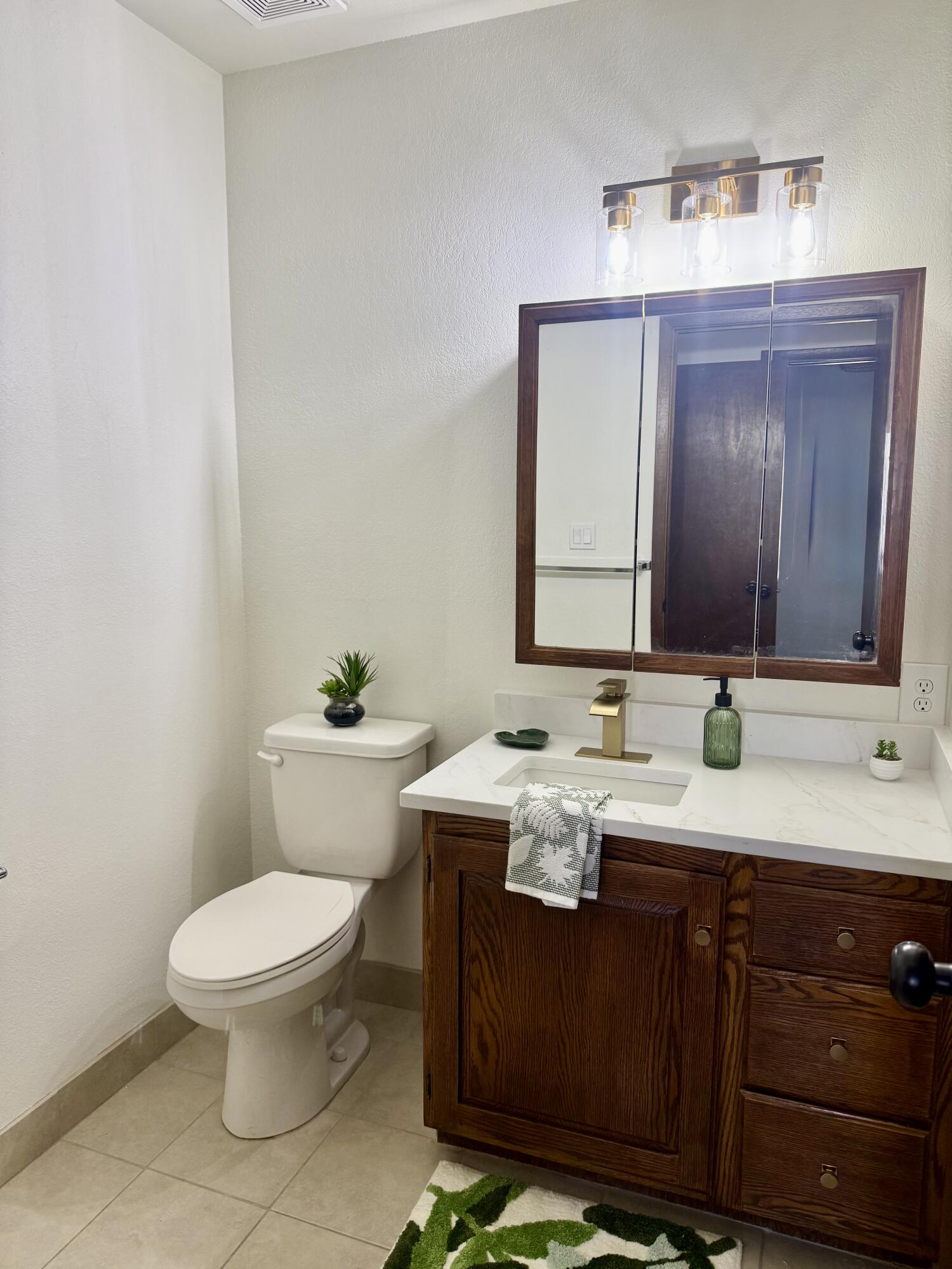 BLOOMINGTON COUNTRY CLUB - Residential