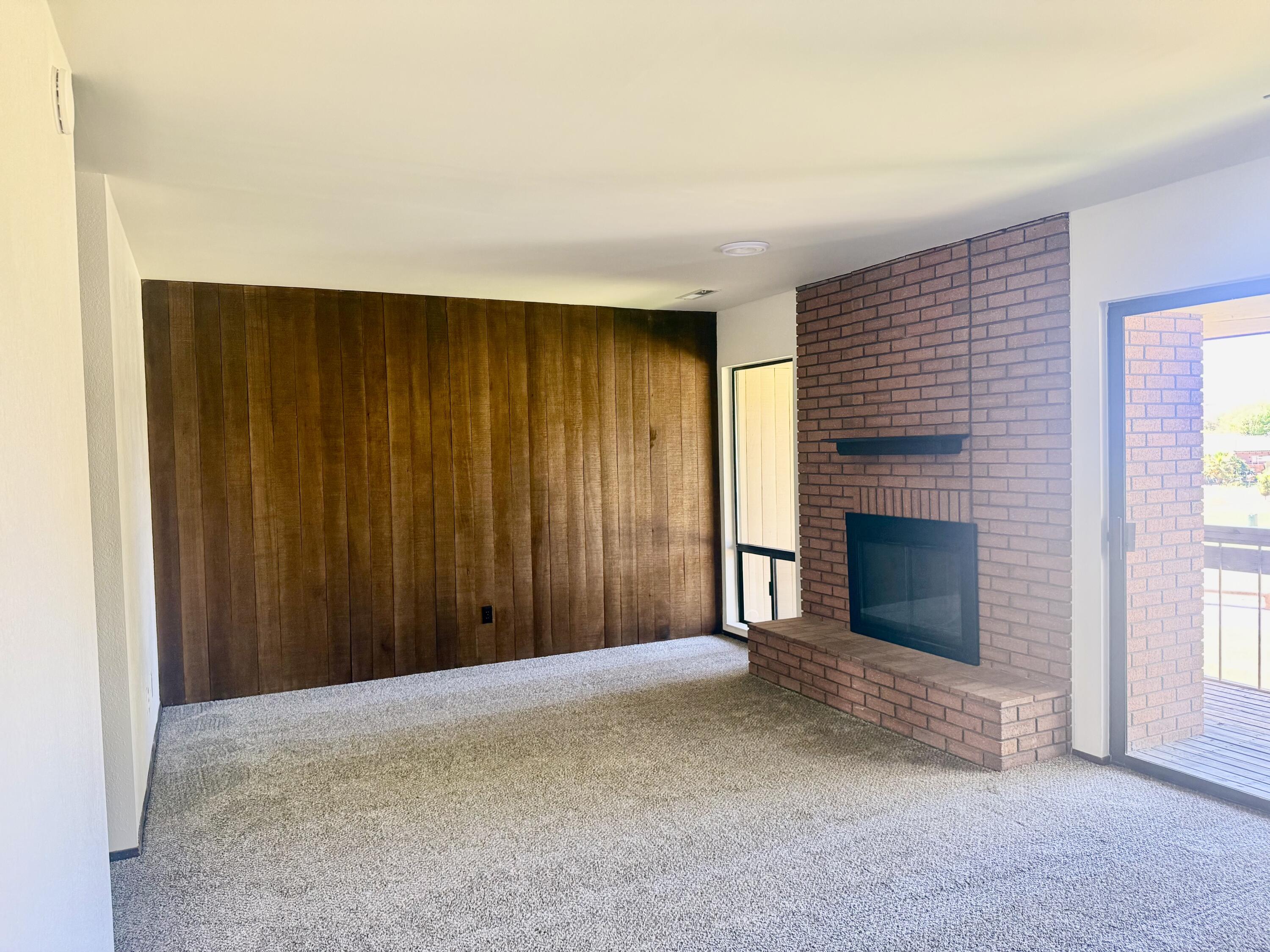 BLOOMINGTON COUNTRY CLUB - Residential