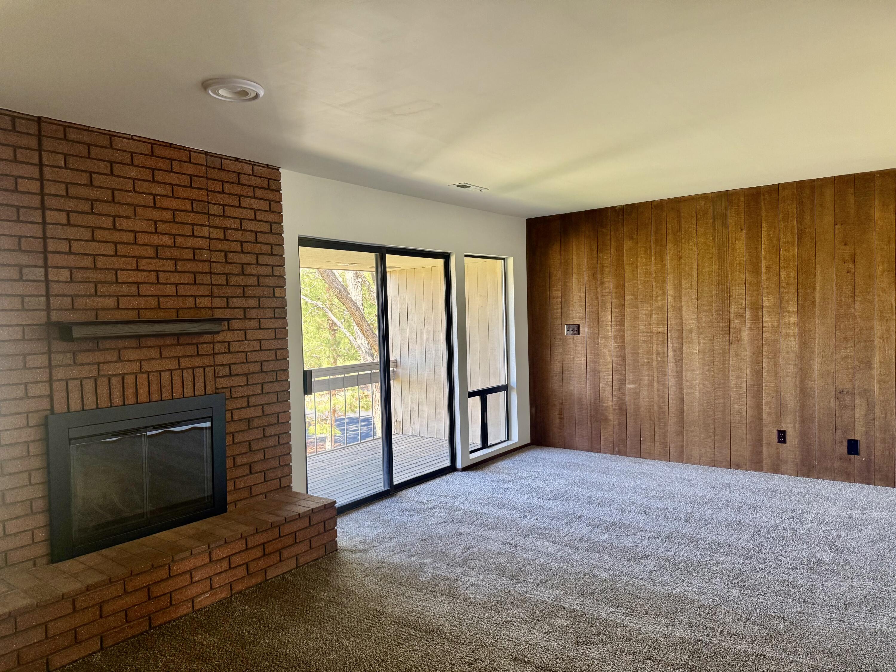 BLOOMINGTON COUNTRY CLUB - Residential