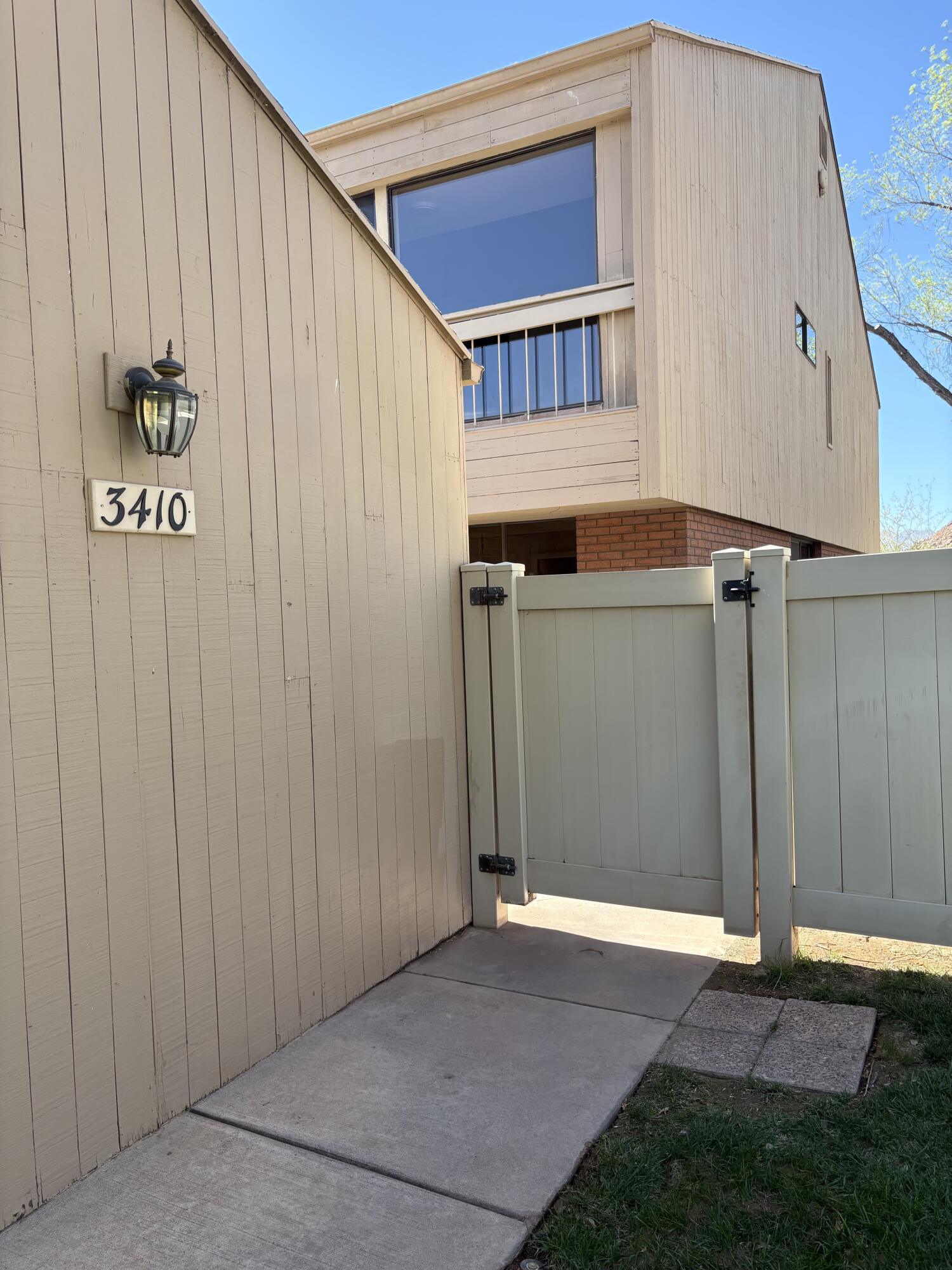 BLOOMINGTON COUNTRY CLUB - Residential