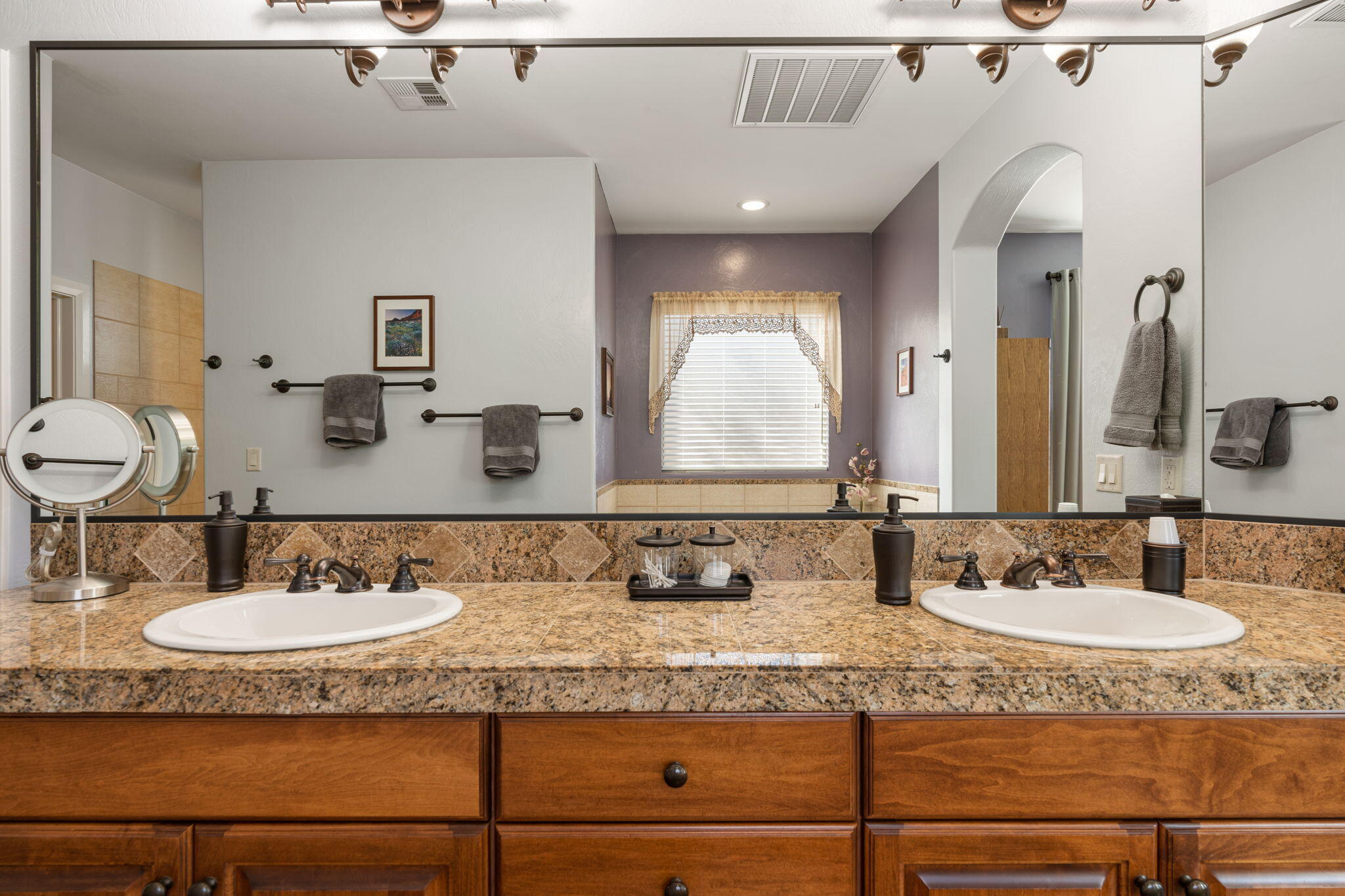 DESERT HILLS - Residential