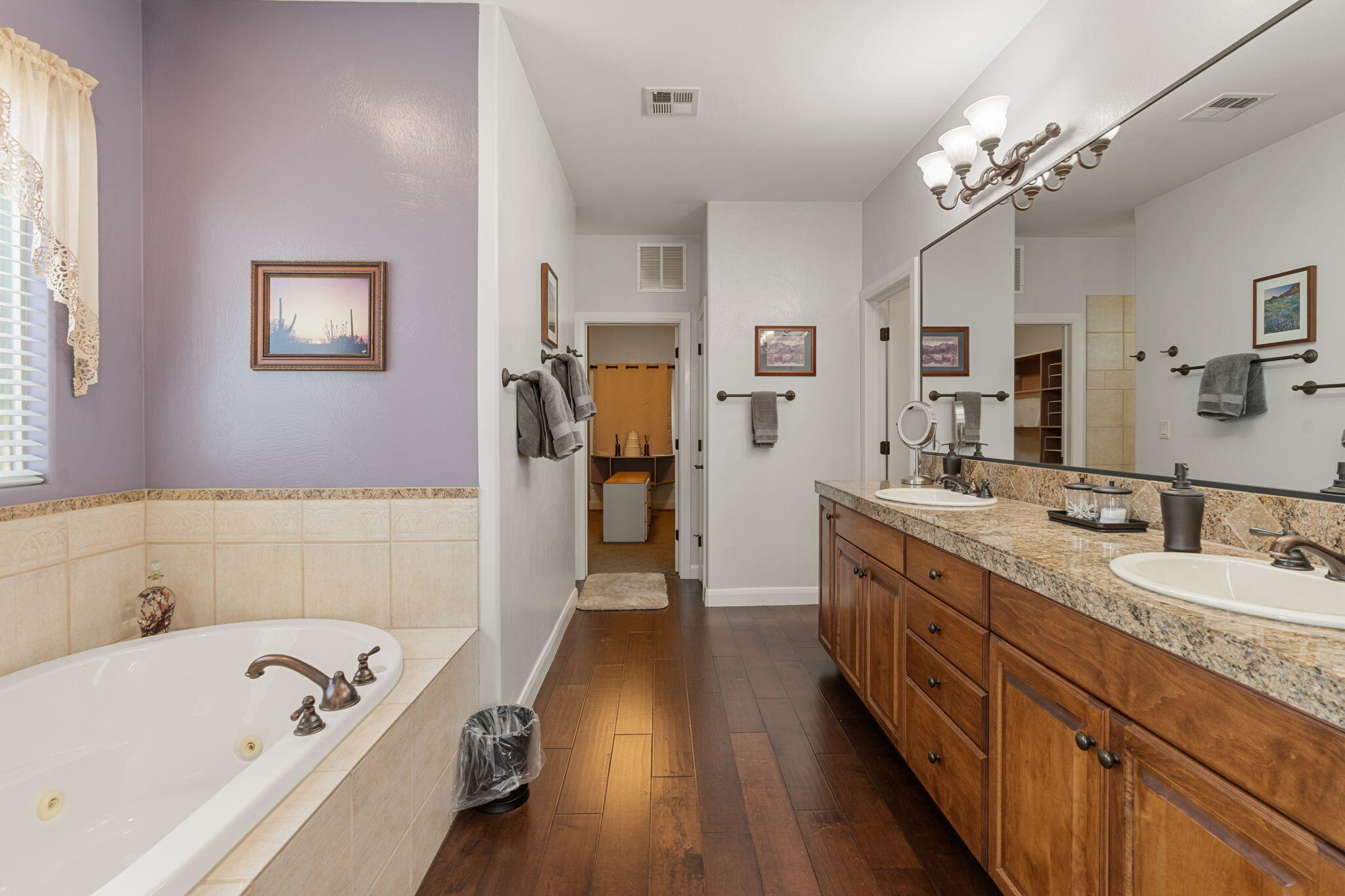 DESERT HILLS - Residential