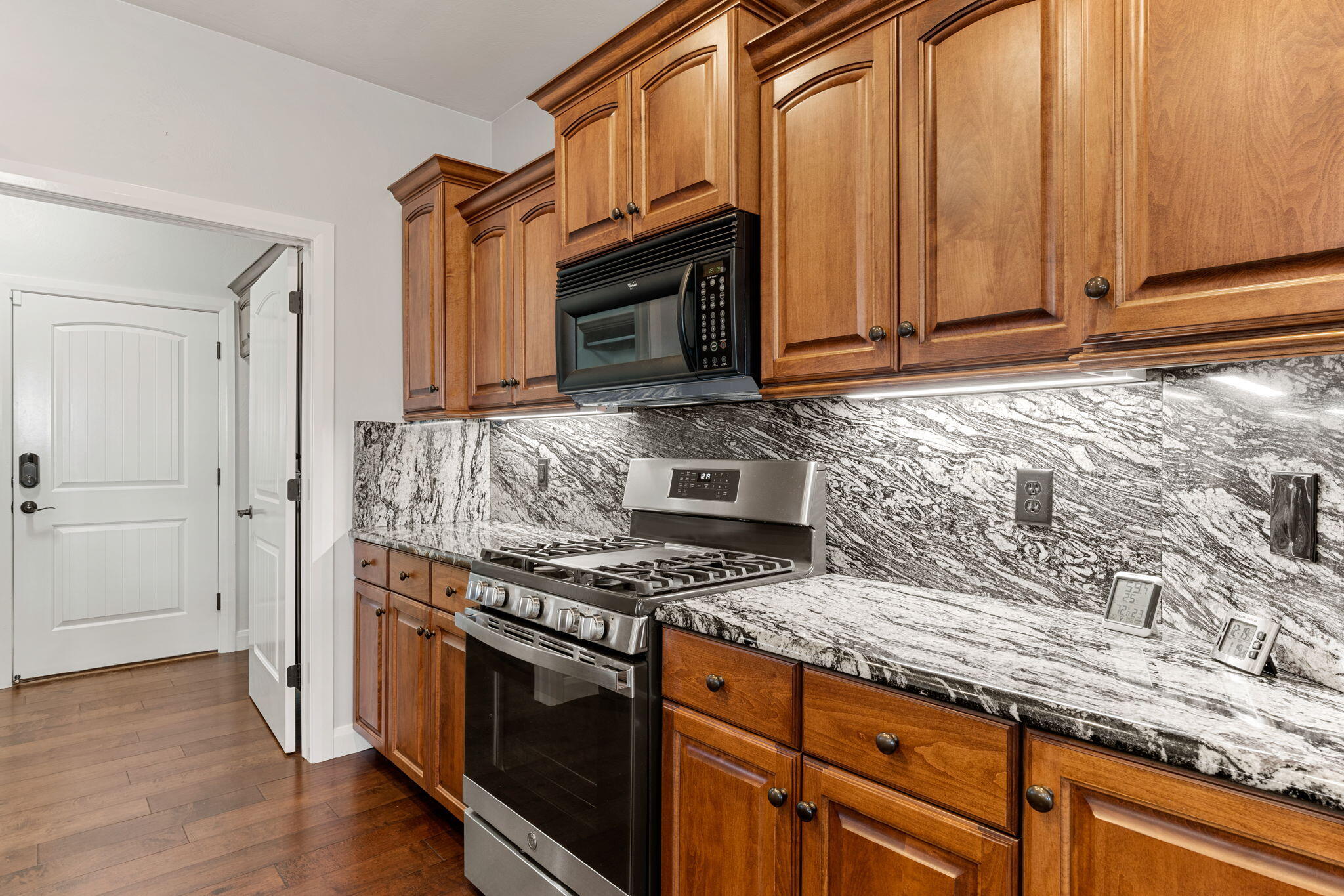 DESERT HILLS - Residential