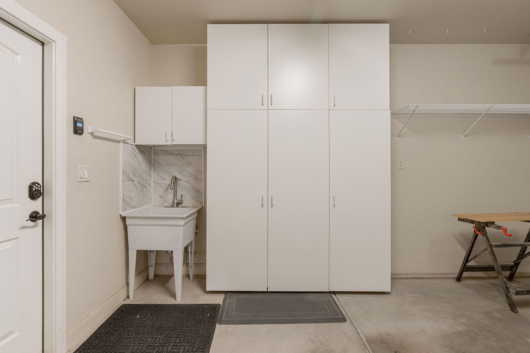 DESERT HILLS - Residential