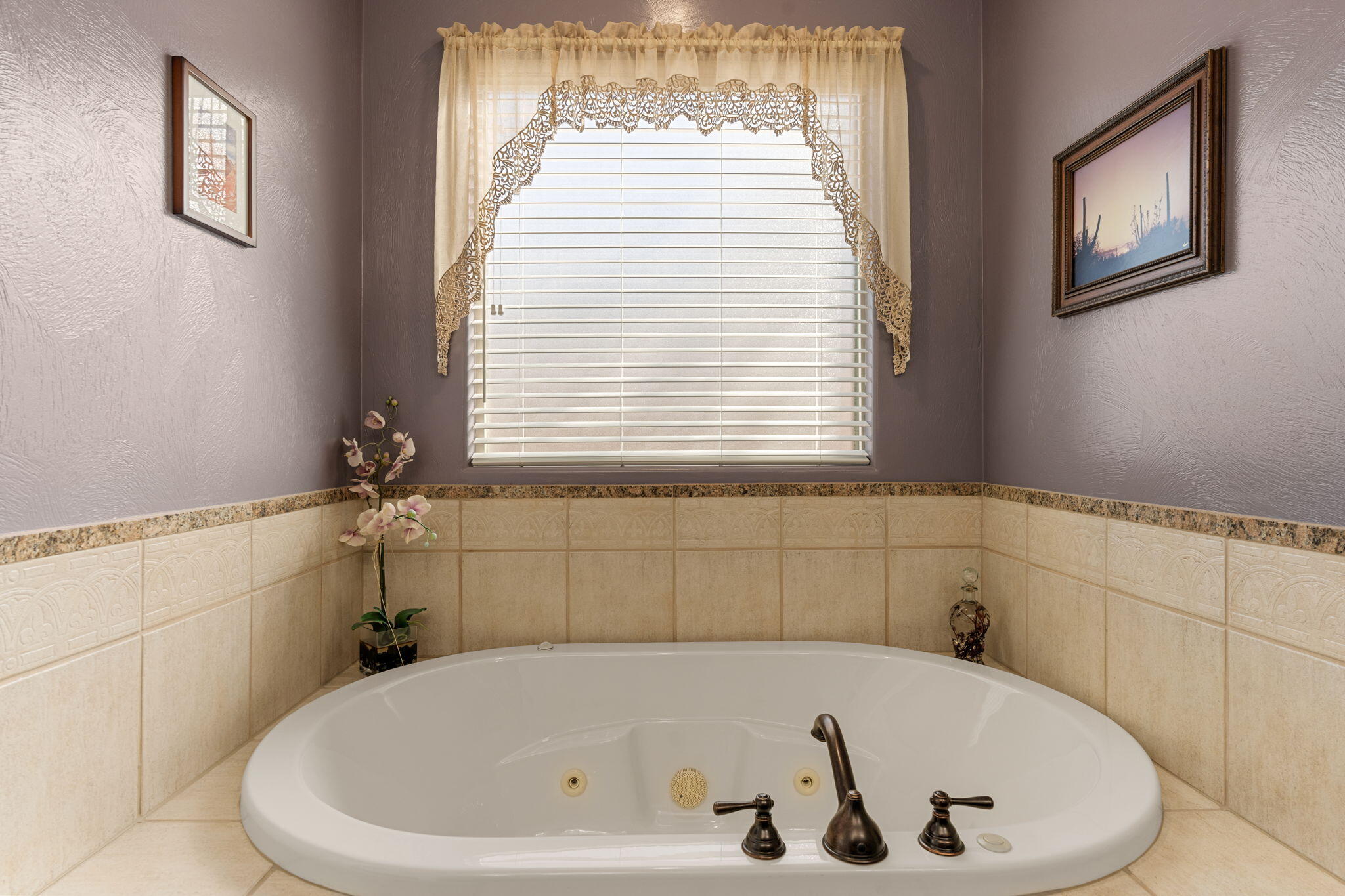 DESERT HILLS - Residential