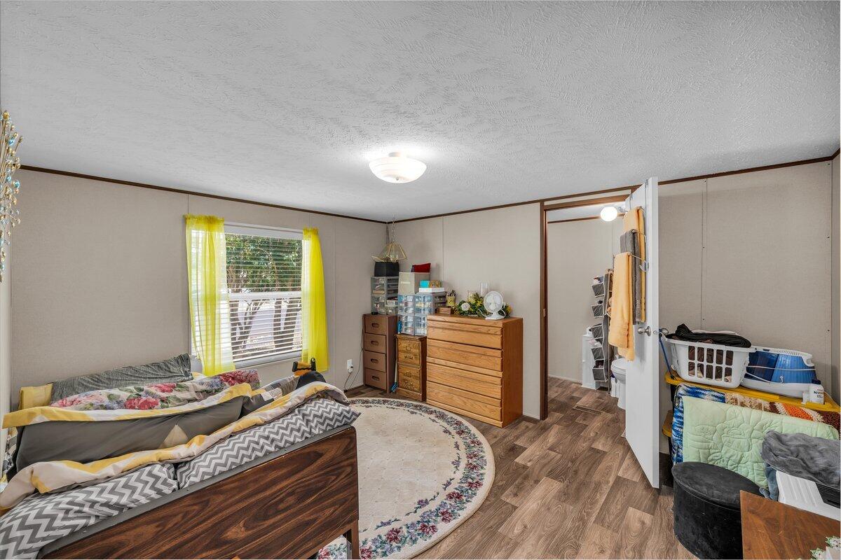 PLEASANT VIEW MOBILE HOME PARK - Residential