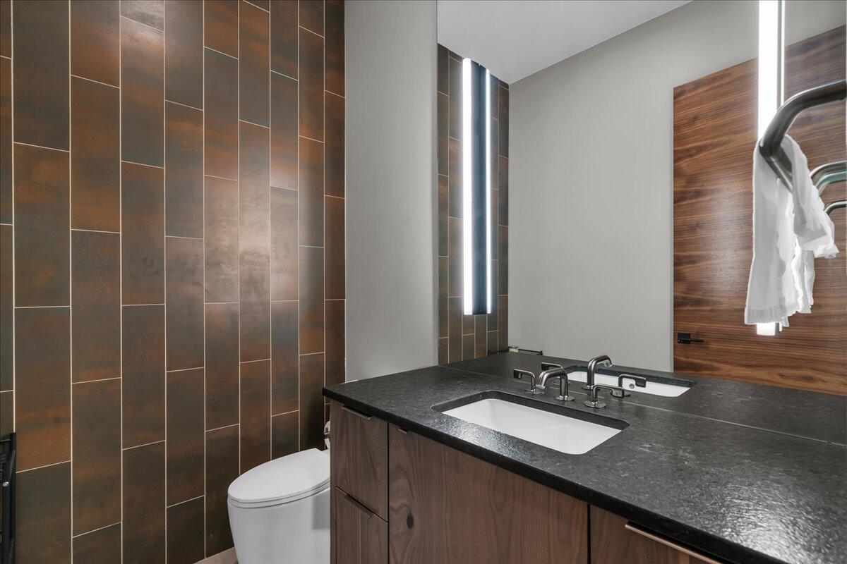 SENTIERRE PADRE CANYON - Residential