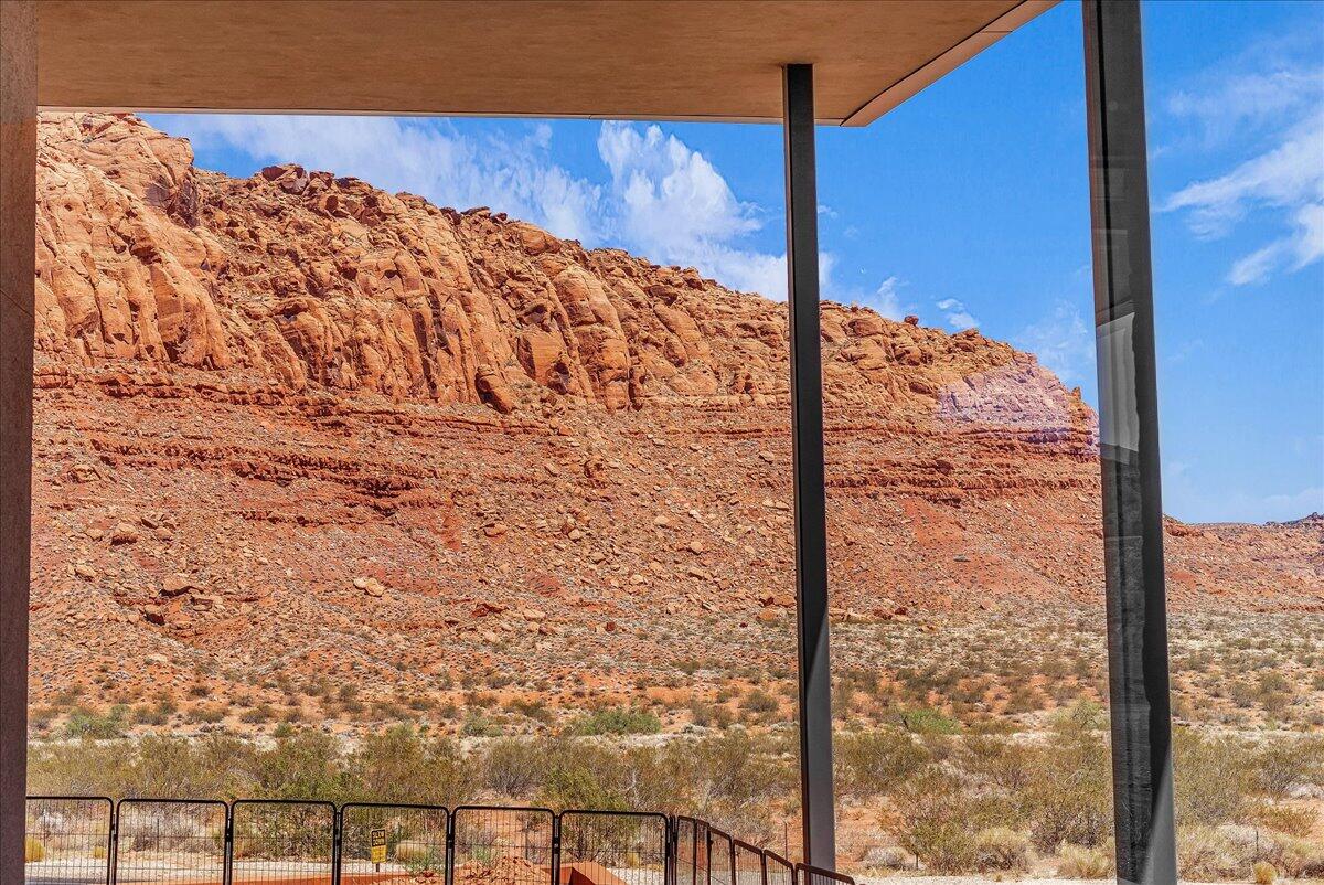 SENTIERRE PADRE CANYON - Residential