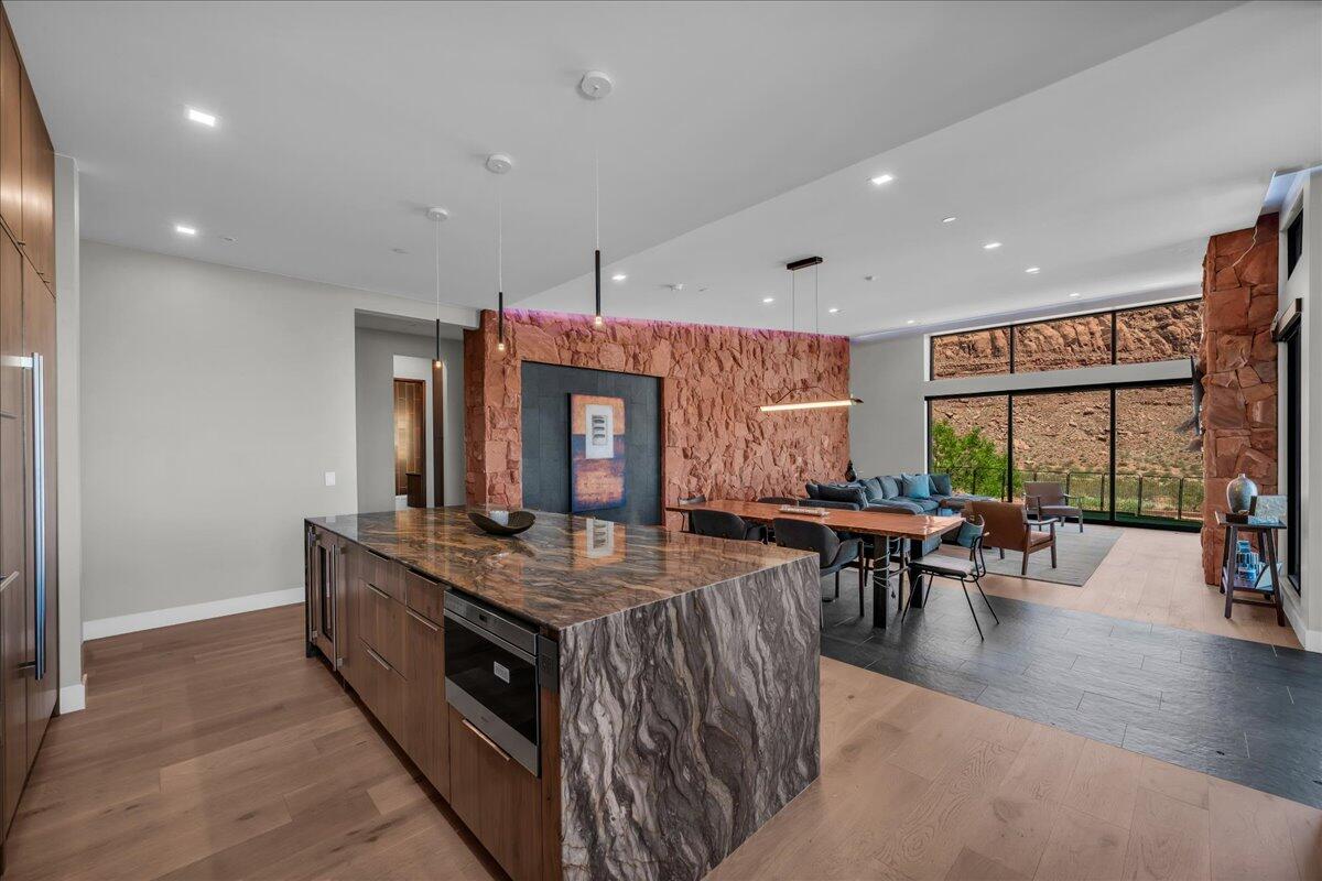 SENTIERRE PADRE CANYON - Residential