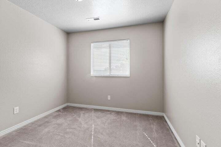 HIDDEN VALLEY TOWN HOMES - Residential