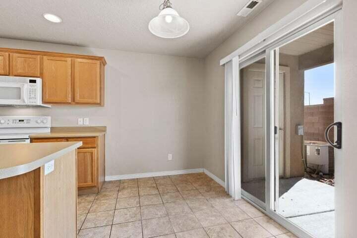 HIDDEN VALLEY TOWN HOMES - Residential