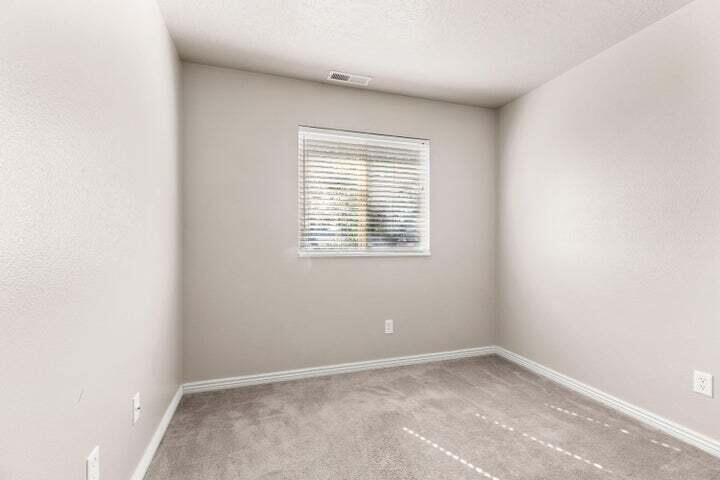 HIDDEN VALLEY TOWN HOMES - Residential