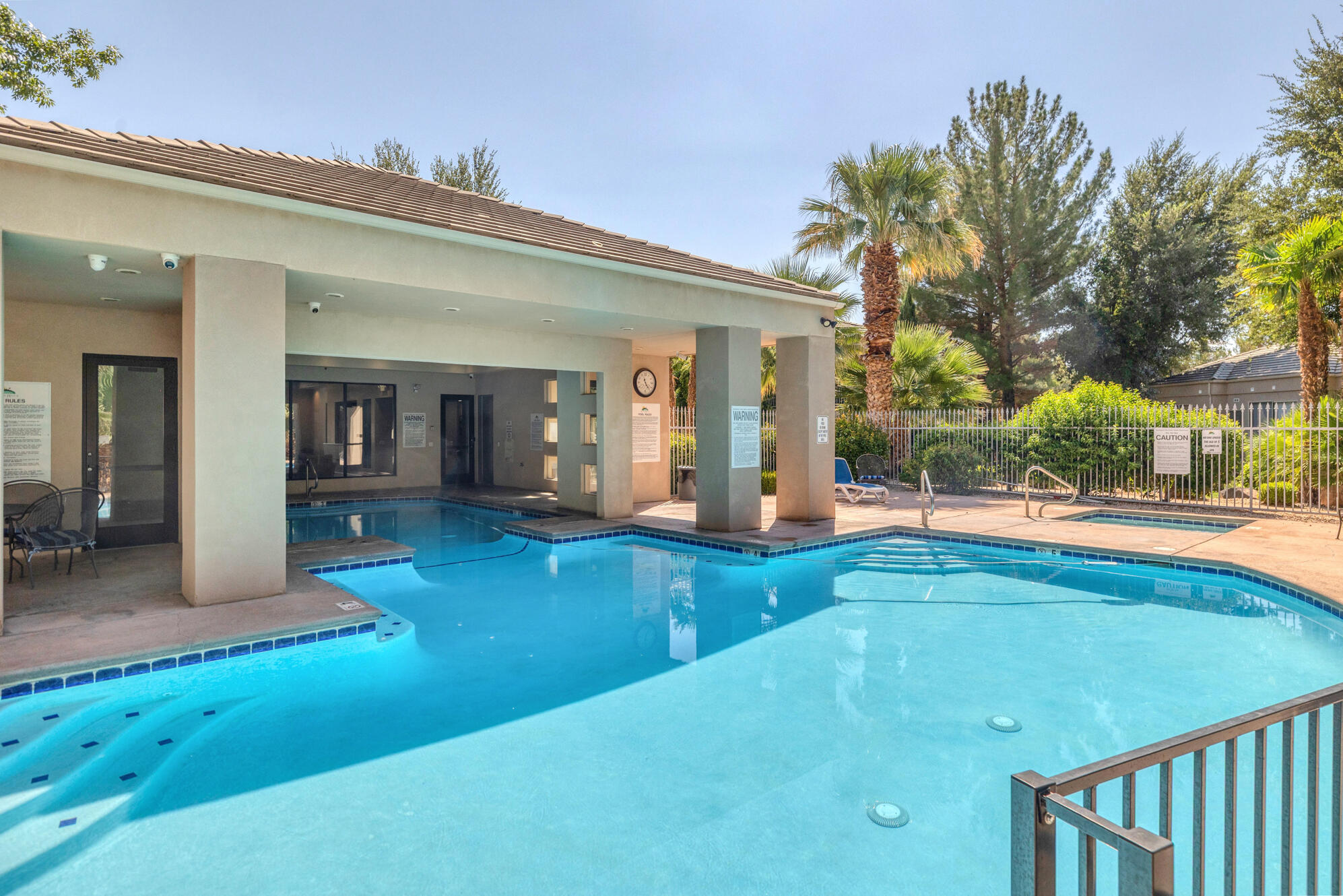 BLACKROCK CONDOS AT STONEBRIDGE - Residential