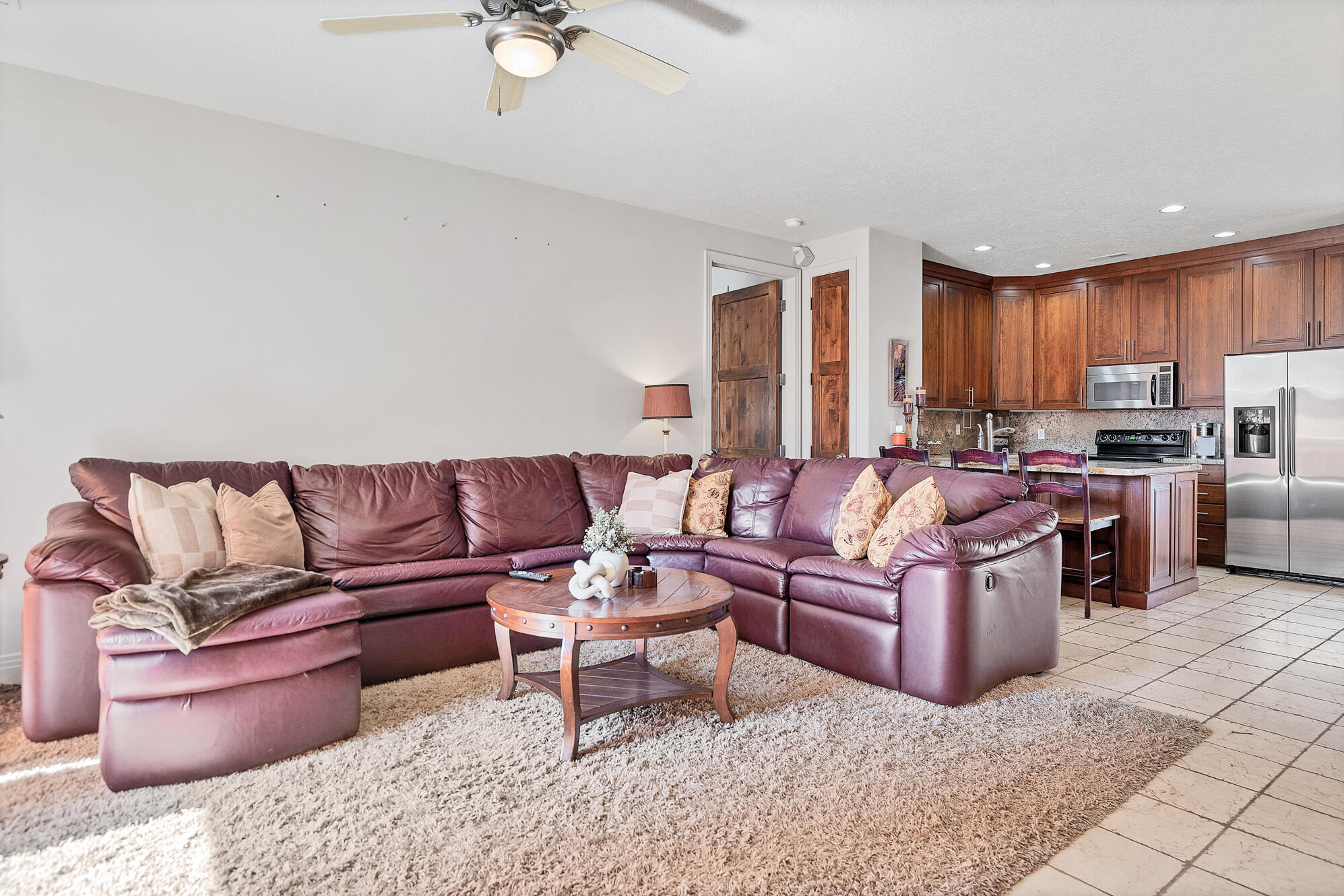 BLACKROCK CONDOS AT STONEBRIDGE - Residential