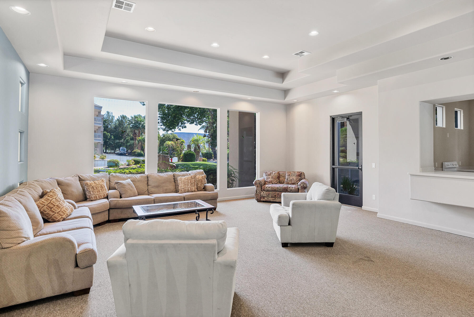 BLACKROCK CONDOS AT STONEBRIDGE - Residential