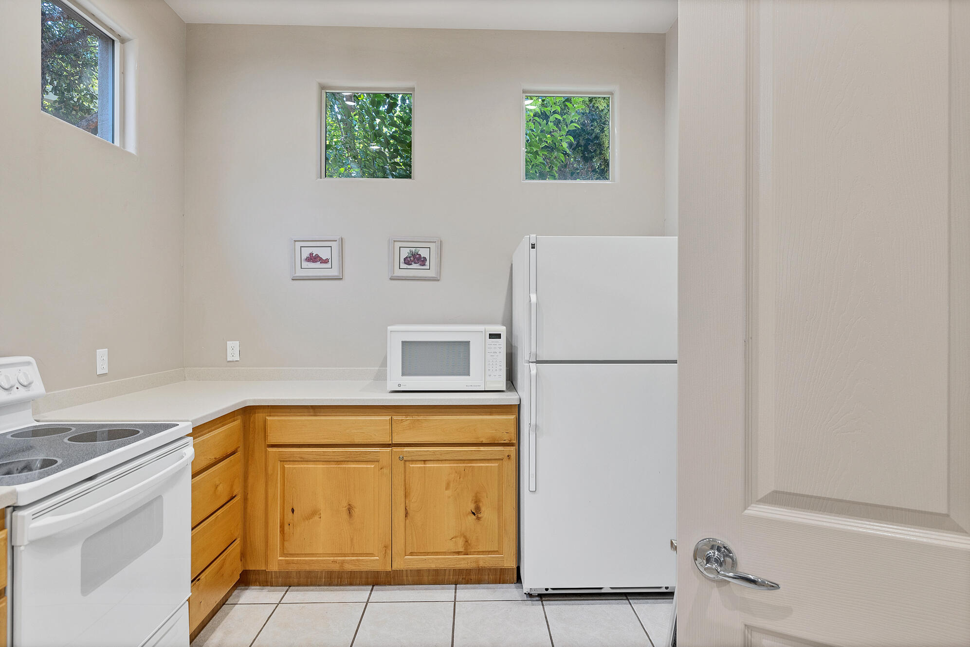 BLACKROCK CONDOS AT STONEBRIDGE - Residential