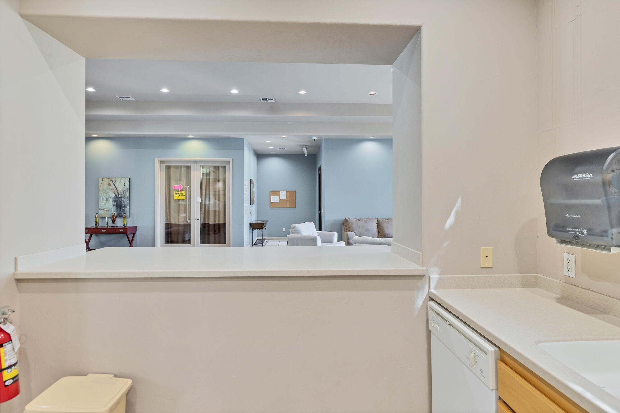 BLACKROCK CONDOS AT STONEBRIDGE - Residential