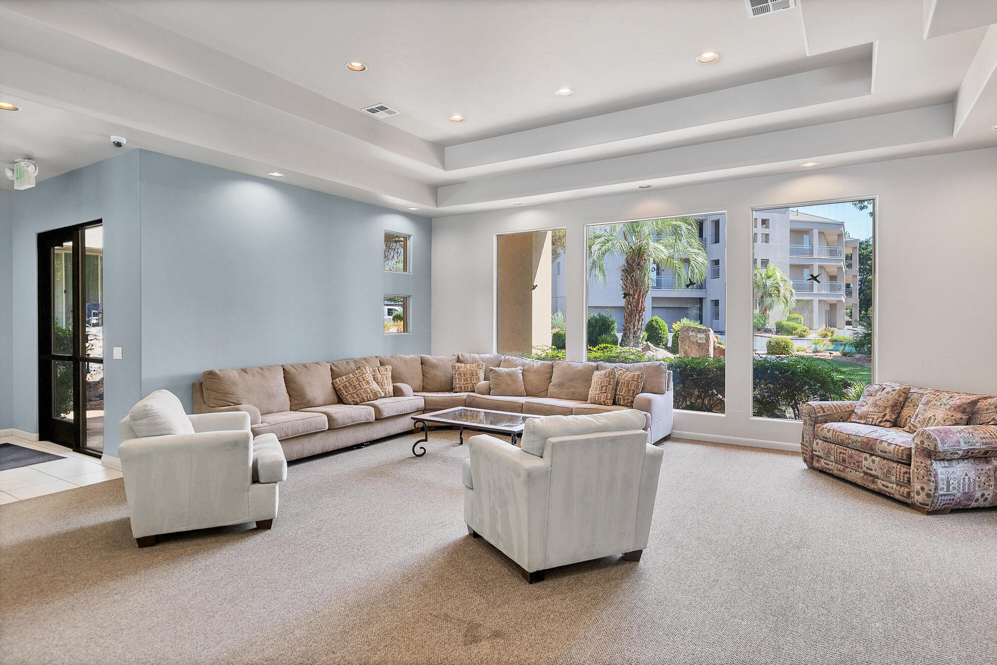 BLACKROCK CONDOS AT STONEBRIDGE - Residential