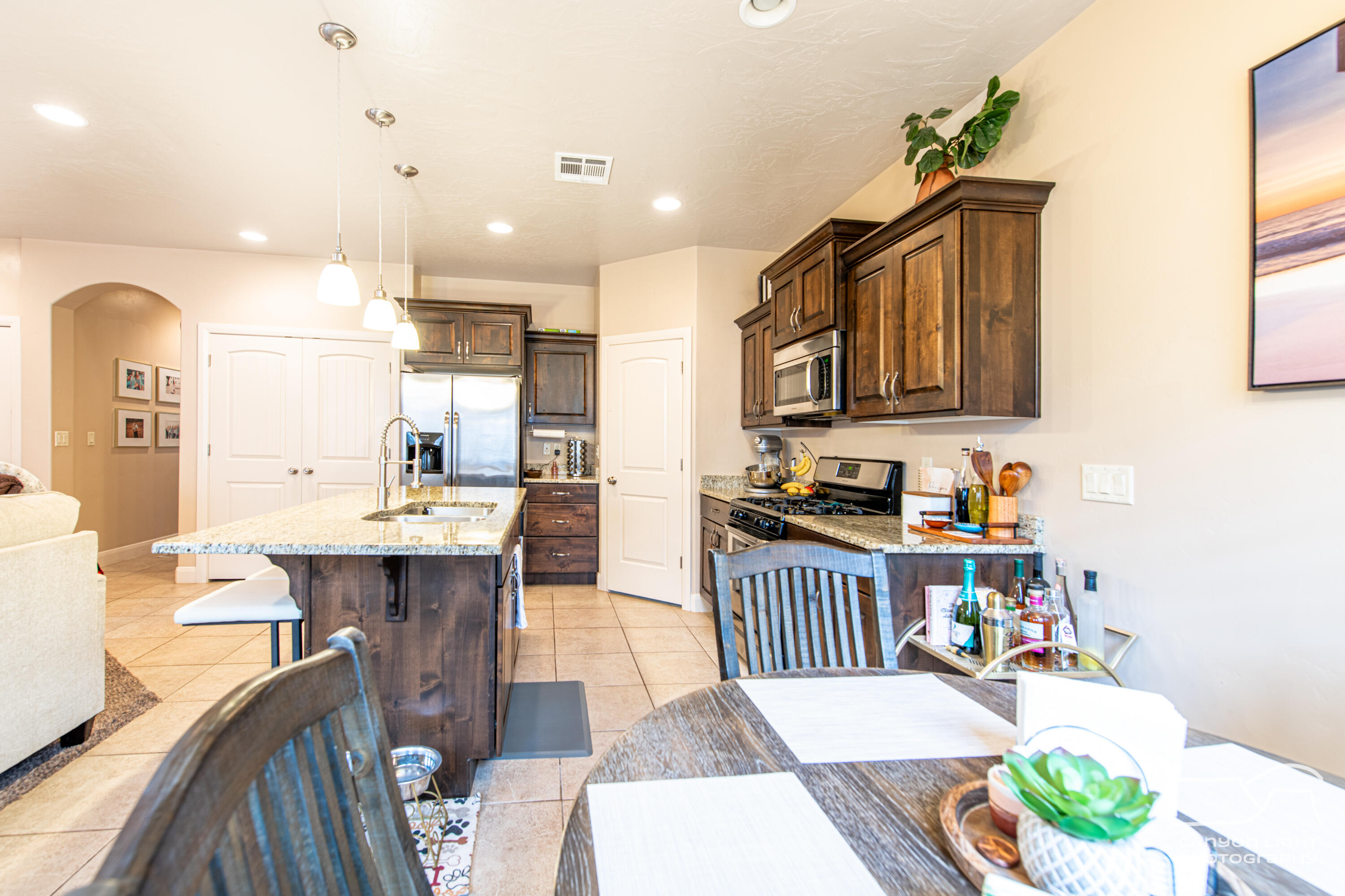 ZIONS GATE ESTATES - Residential