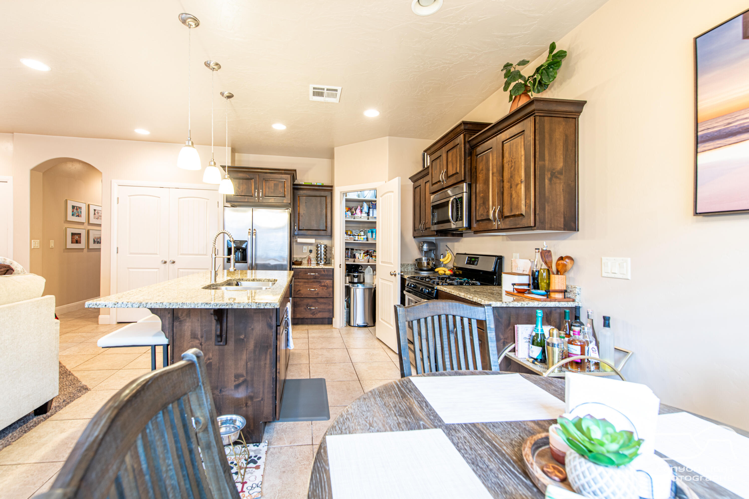 ZIONS GATE ESTATES - Residential