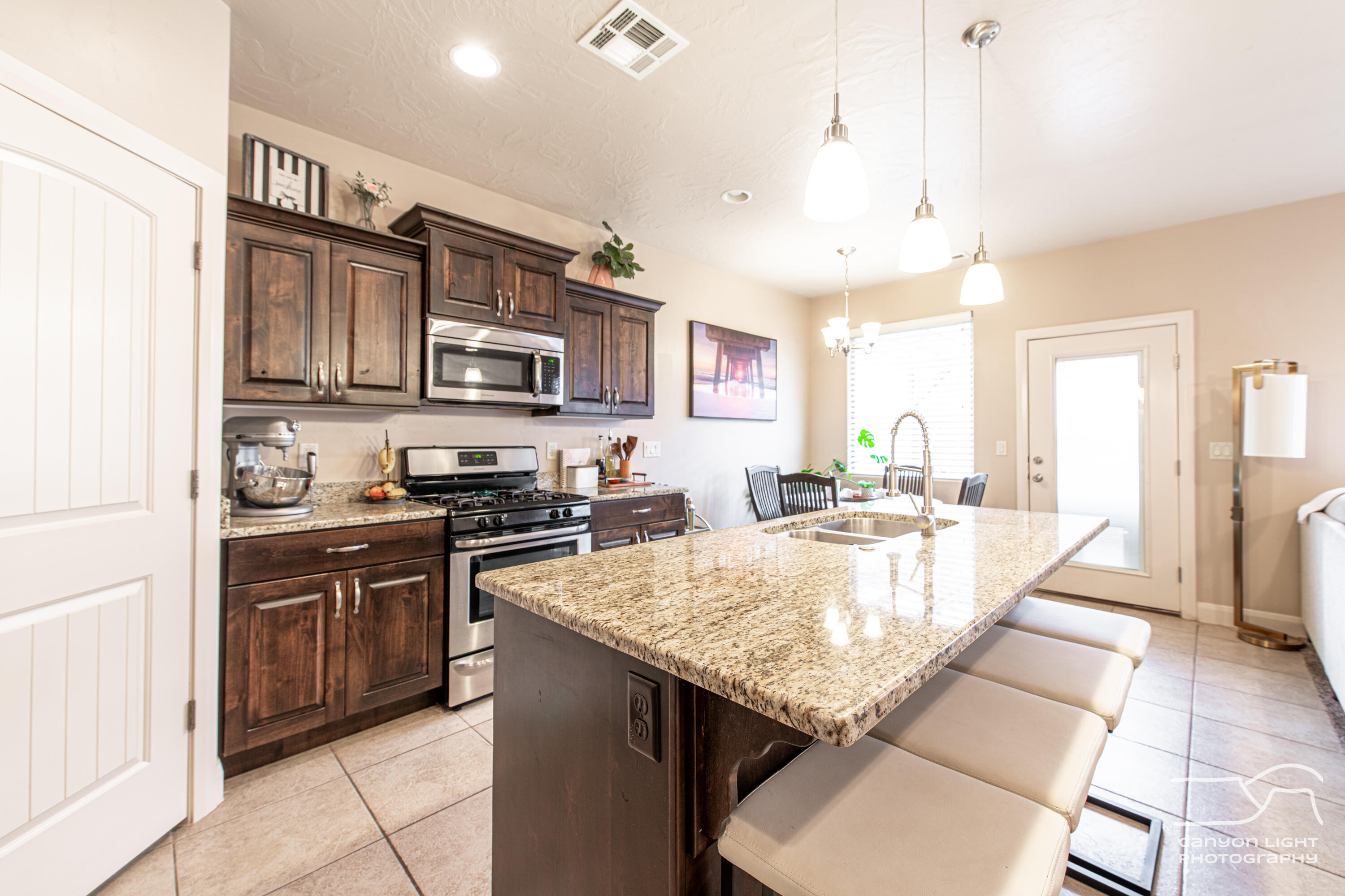 ZIONS GATE ESTATES - Residential