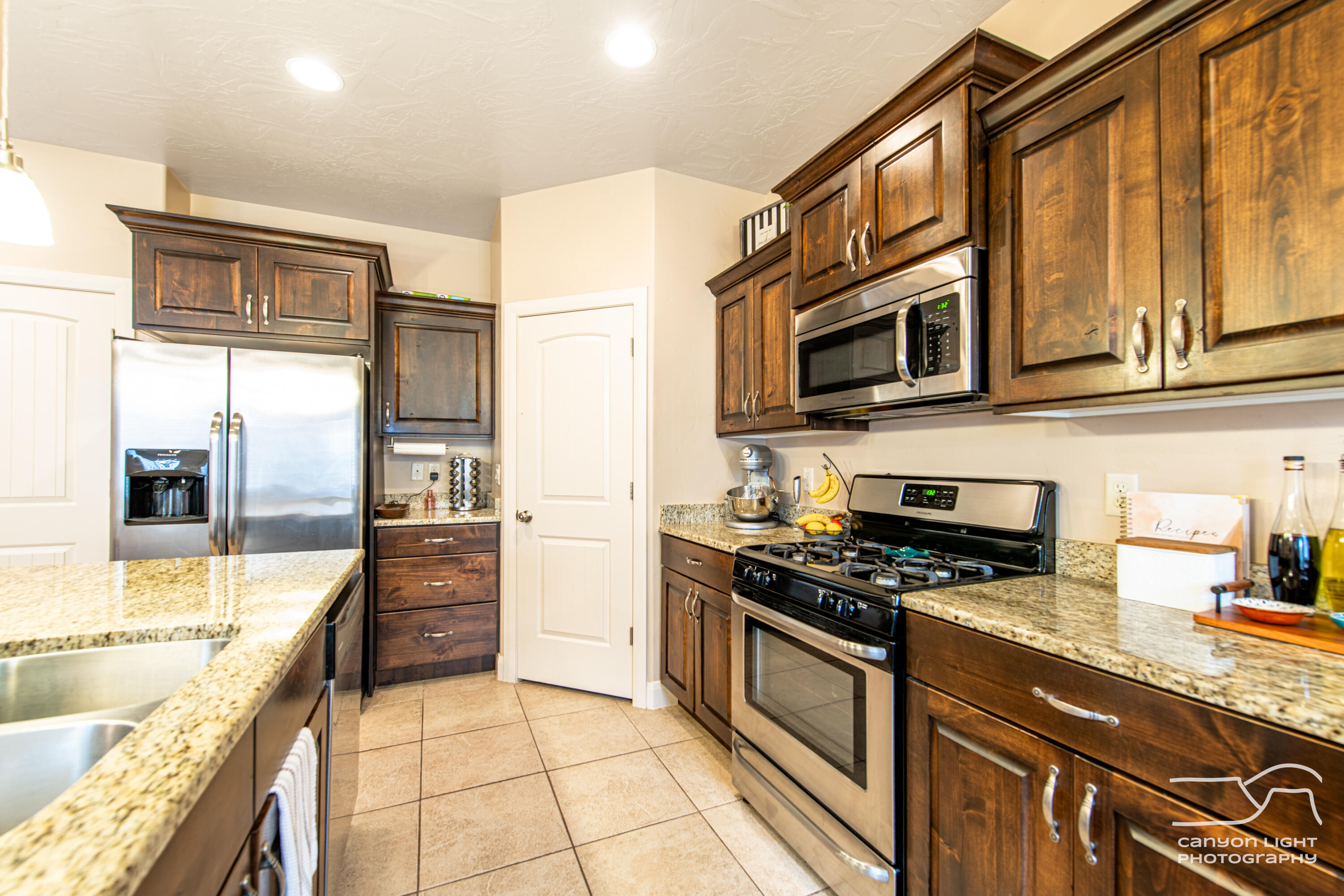 ZIONS GATE ESTATES - Residential