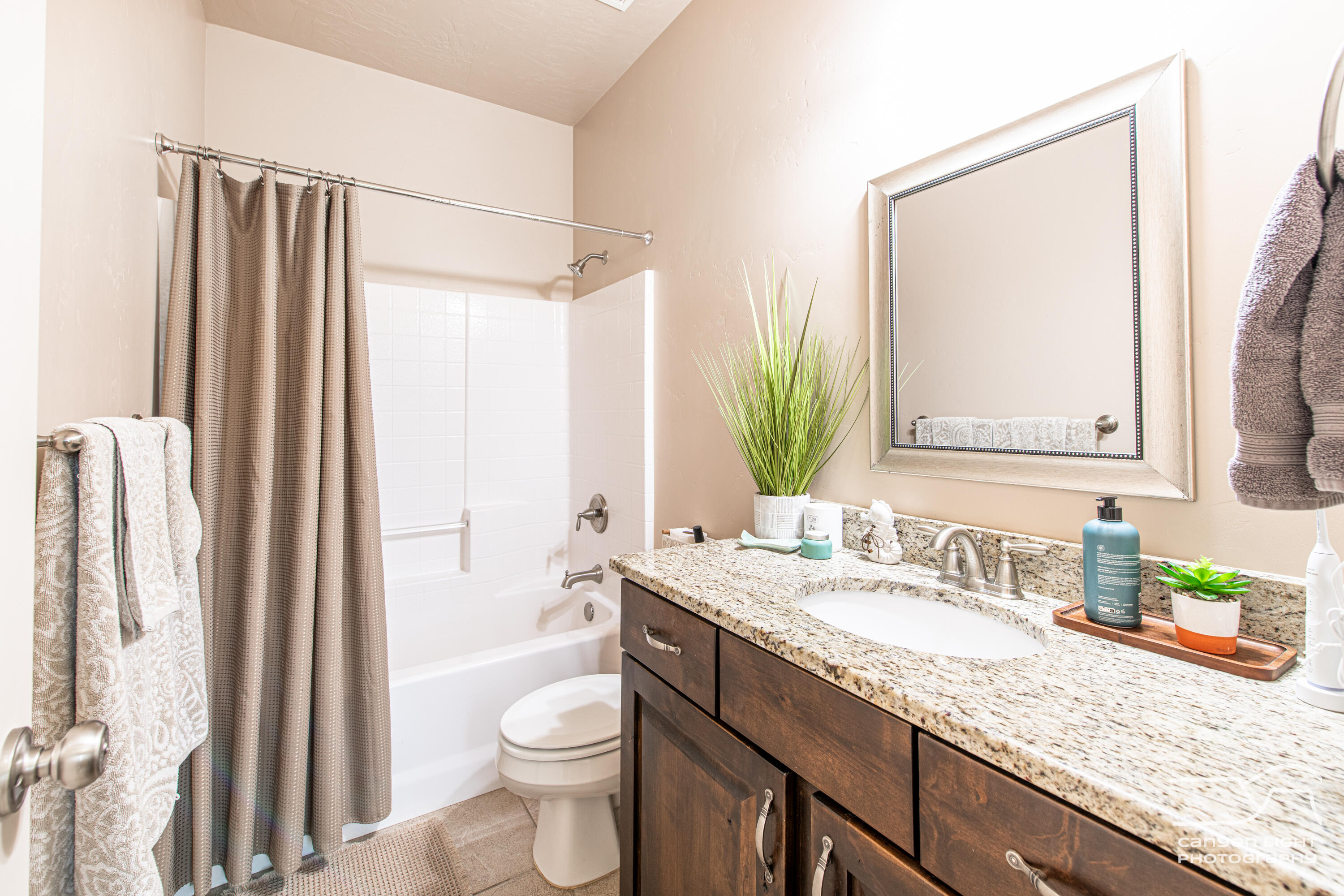 ZIONS GATE ESTATES - Residential