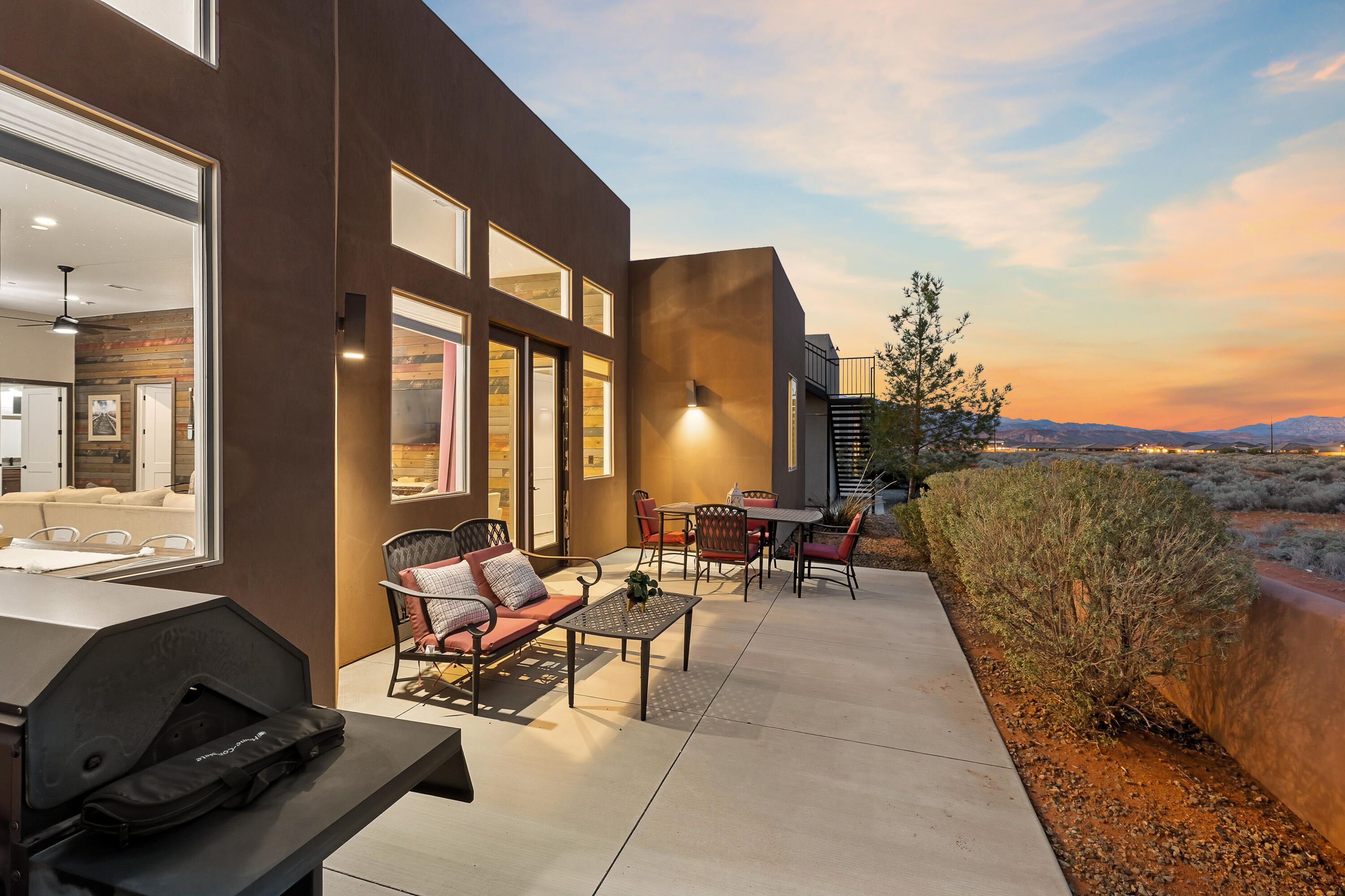 RETREAT AT SAND HOLLOW RESORT - Residential