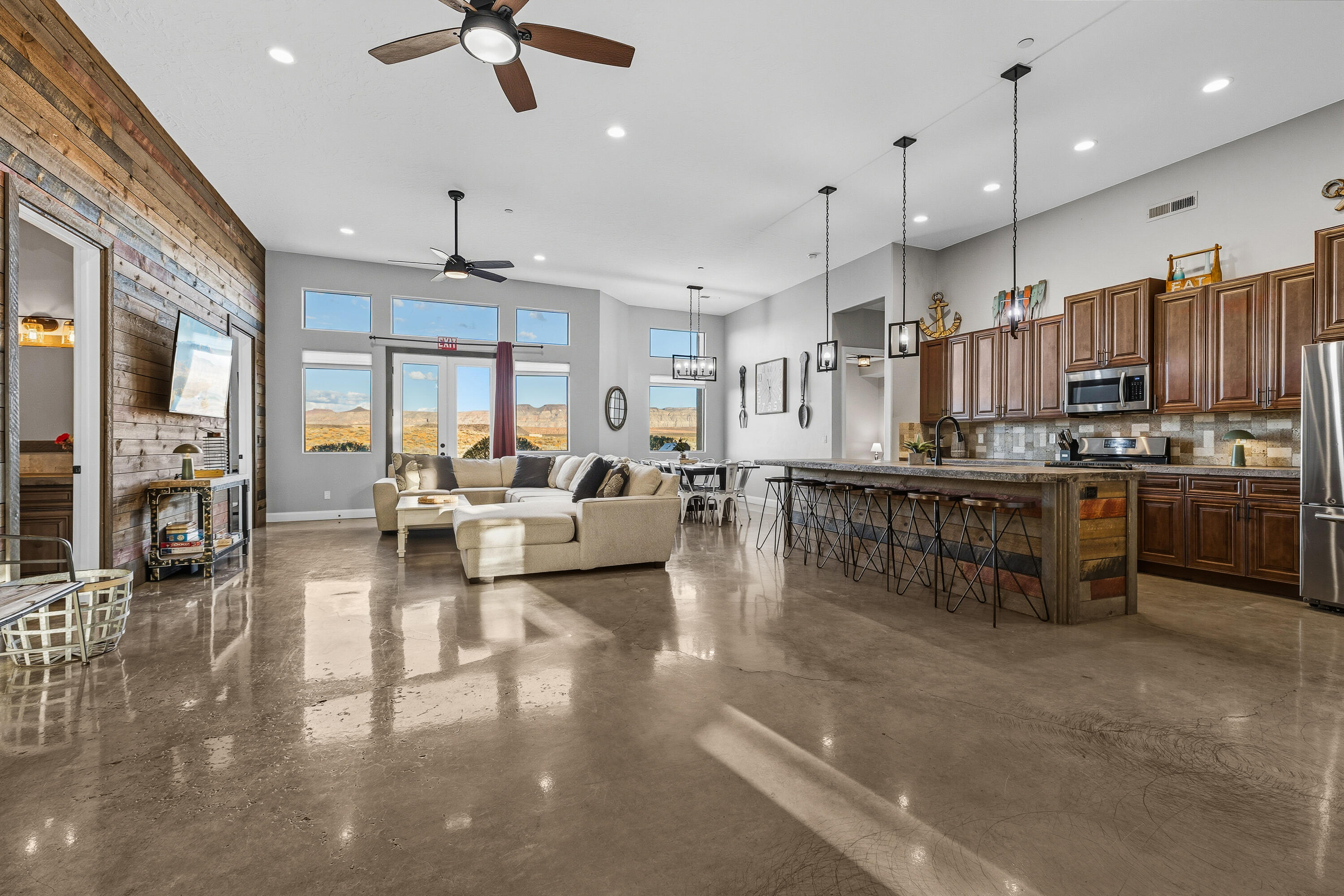 RETREAT AT SAND HOLLOW RESORT - Residential